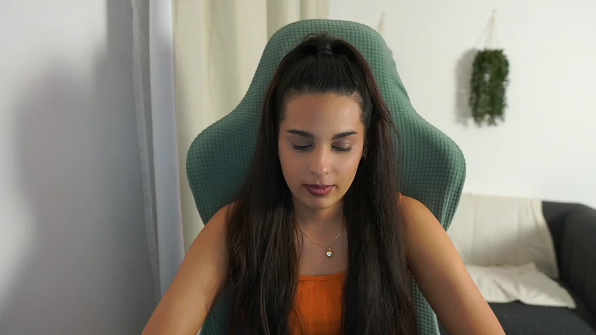 Gallery image thumbnail from Mila_denver's myfreecams stream on, 11/28/2024, 18:51 image 18 of 20