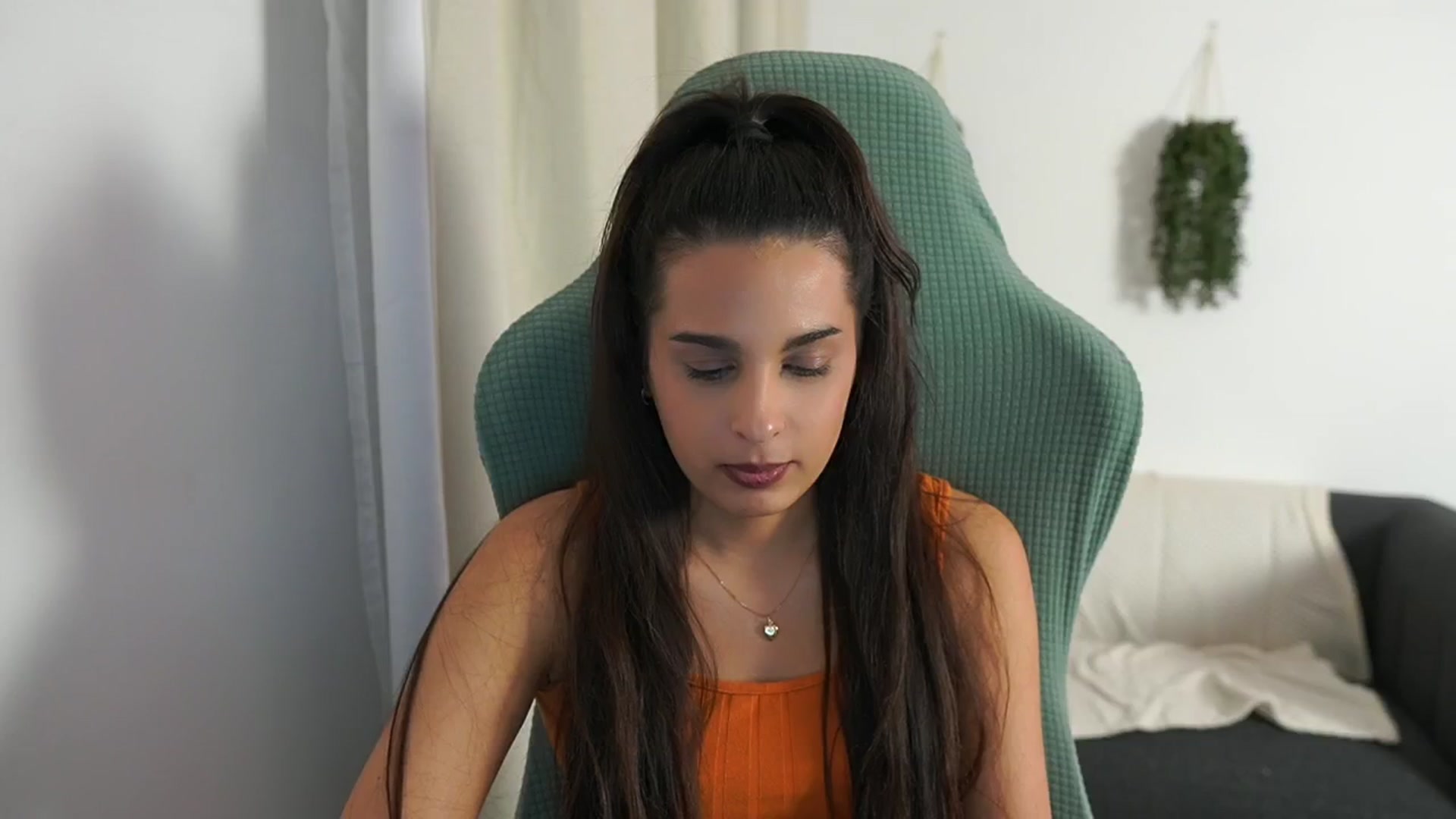 Gallery image thumbnail from Mila_denver's myfreecams stream on, 11/28/2024, 19:34 image 13 of 20