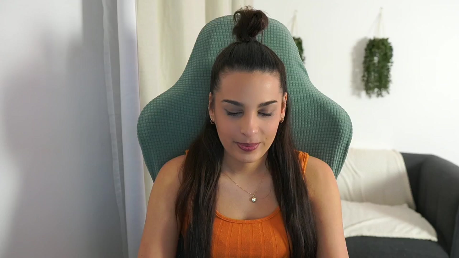 Gallery image thumbnail from Mila_denver's myfreecams stream on, 12/05/2024, 14:52 image 14 of 20