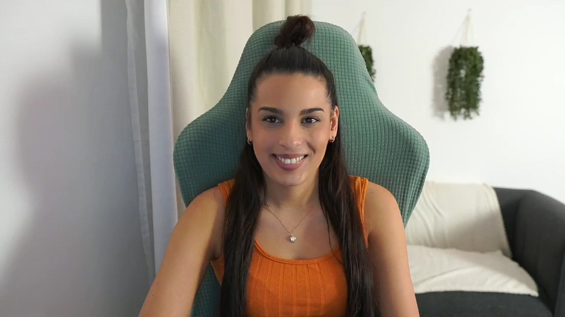 Gallery image thumbnail from Mila_denver's myfreecams stream on, 12/05/2024, 15:28 image 4 of 20