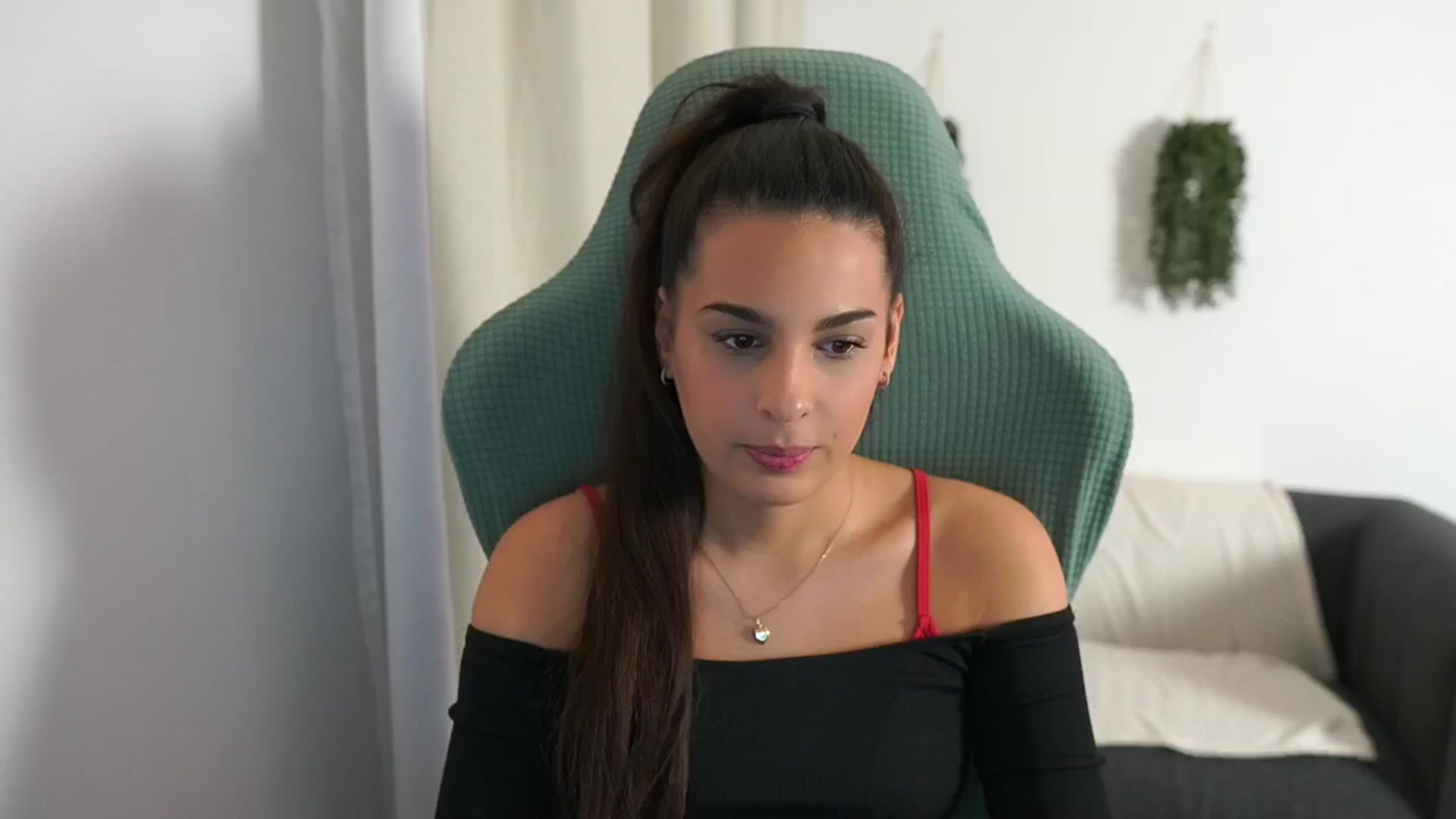 Gallery image thumbnail from Mila_denver's myfreecams stream on, 12/06/2024, 09:46 image 19 of 20