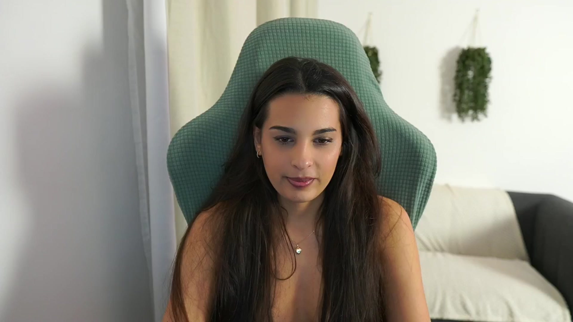 Gallery image thumbnail from Mila_denver's myfreecams stream on, 12/07/2024, 15:22 image 16 of 20
