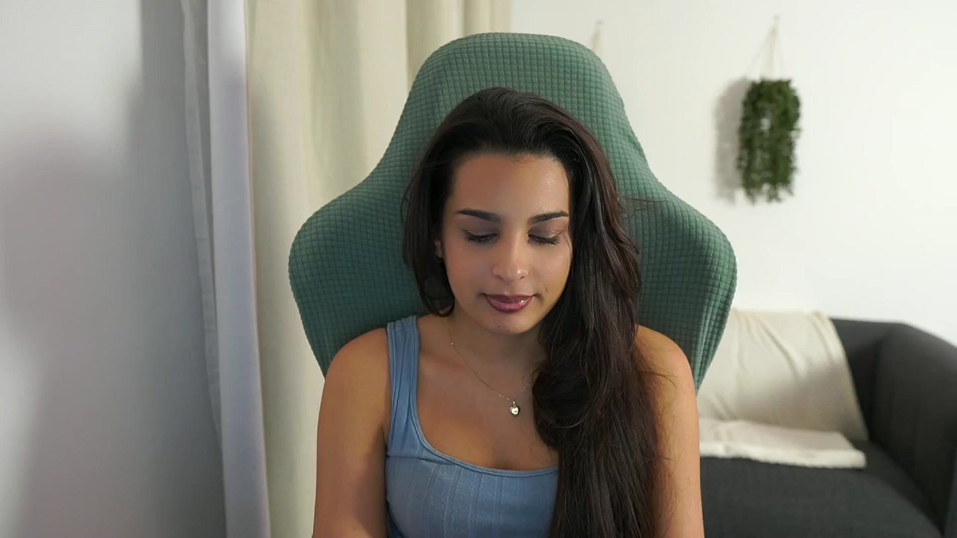 Gallery image thumbnail from Mila_denver's myfreecams stream on, 12/08/2024, 17:55 image 15 of 20