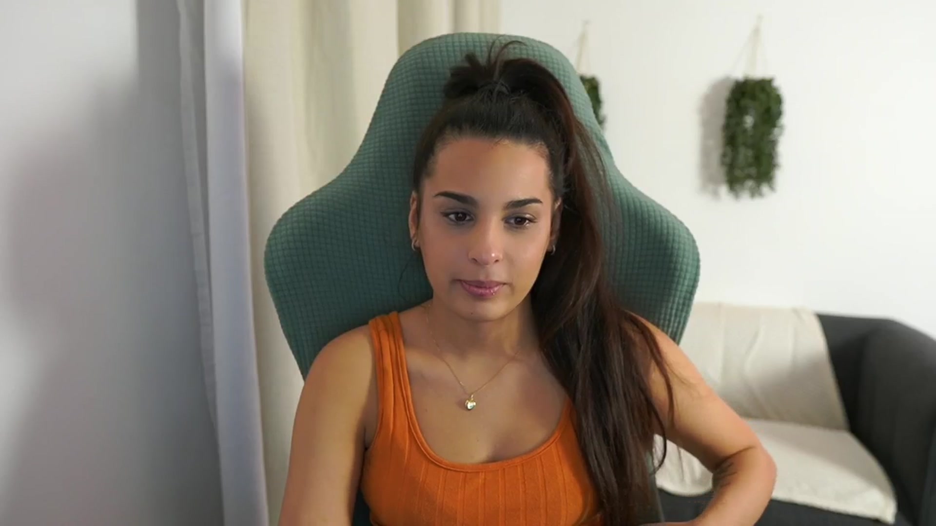 Gallery image thumbnail from Mila_denver's myfreecams stream on, 12/10/2024, 14:37 image 16 of 20