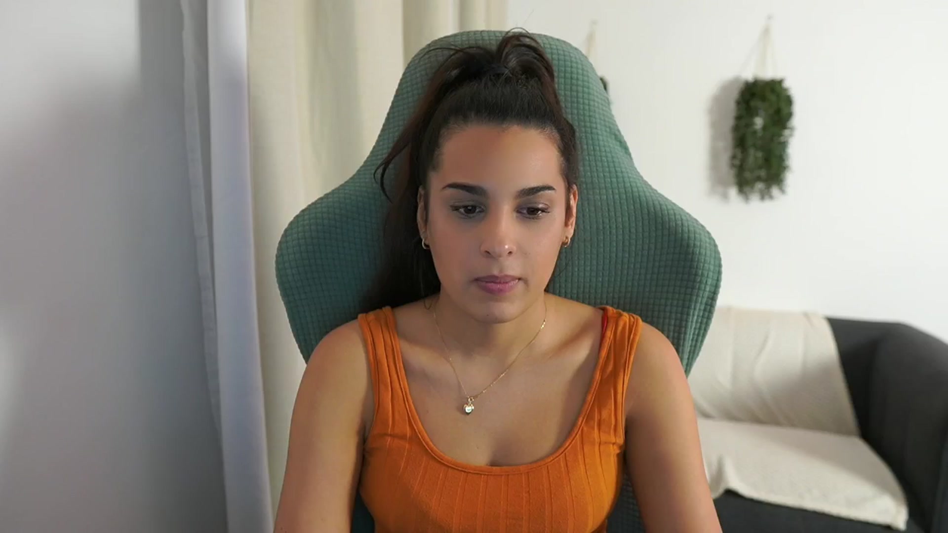 Gallery image thumbnail from Mila_denver's myfreecams stream on, 12/10/2024, 16:35 image 8 of 20