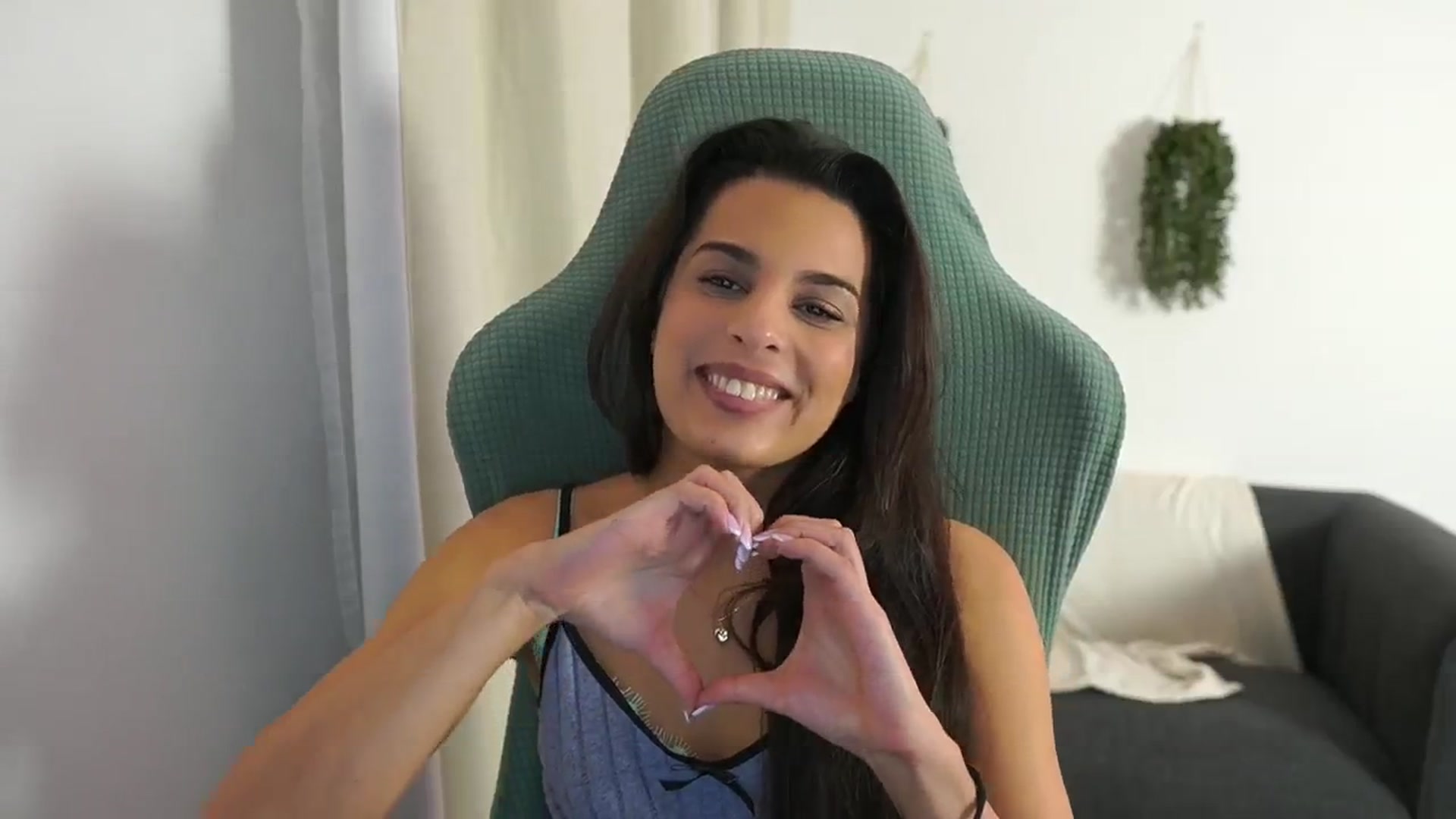 Gallery image thumbnail from Mila_denver's myfreecams stream on, 12/13/2024, 12:25 image 14 of 20
