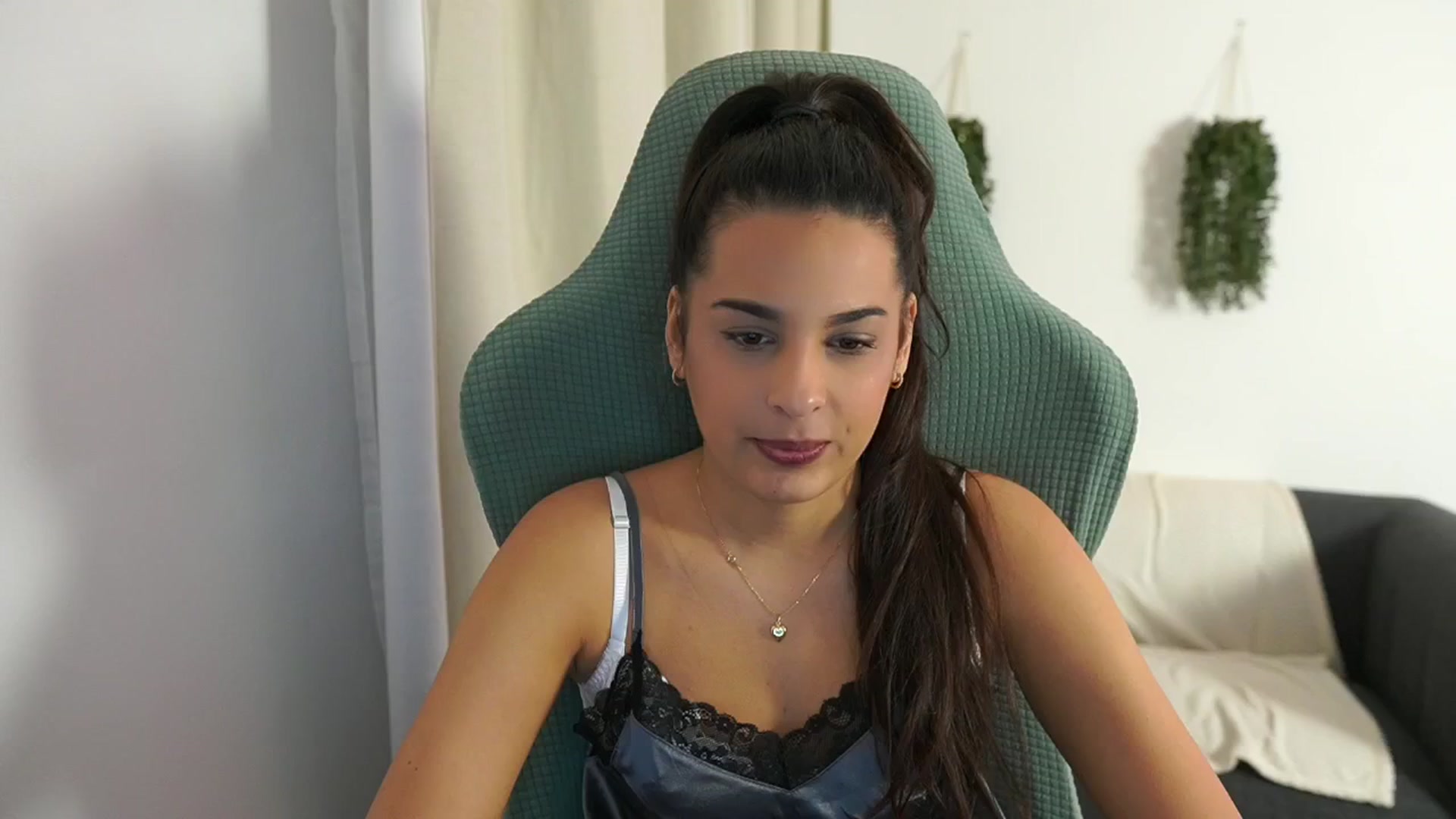 Gallery image thumbnail from Mila_denver's myfreecams stream on, 12/16/2024, 11:33 image 7 of 20