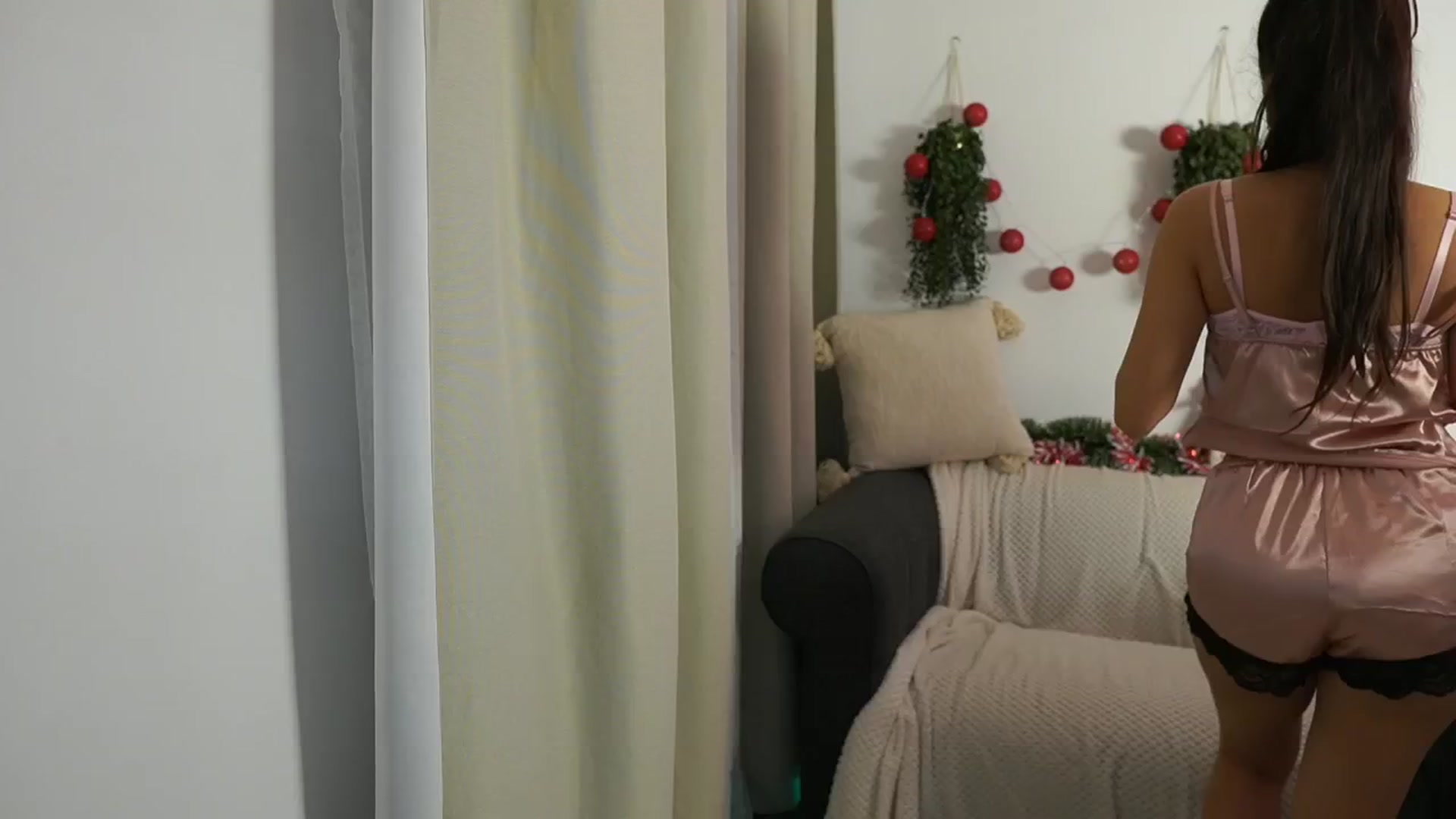 Gallery image thumbnail from Mila_denver's myfreecams stream on, 12/17/2024, 11:55 image 7 of 20