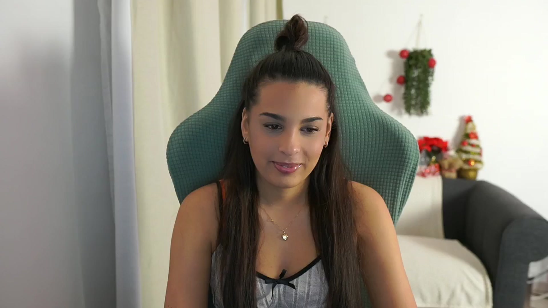 Gallery image thumbnail from Mila_denver's myfreecams stream on, 12/19/2024, 09:50 image 5 of 20