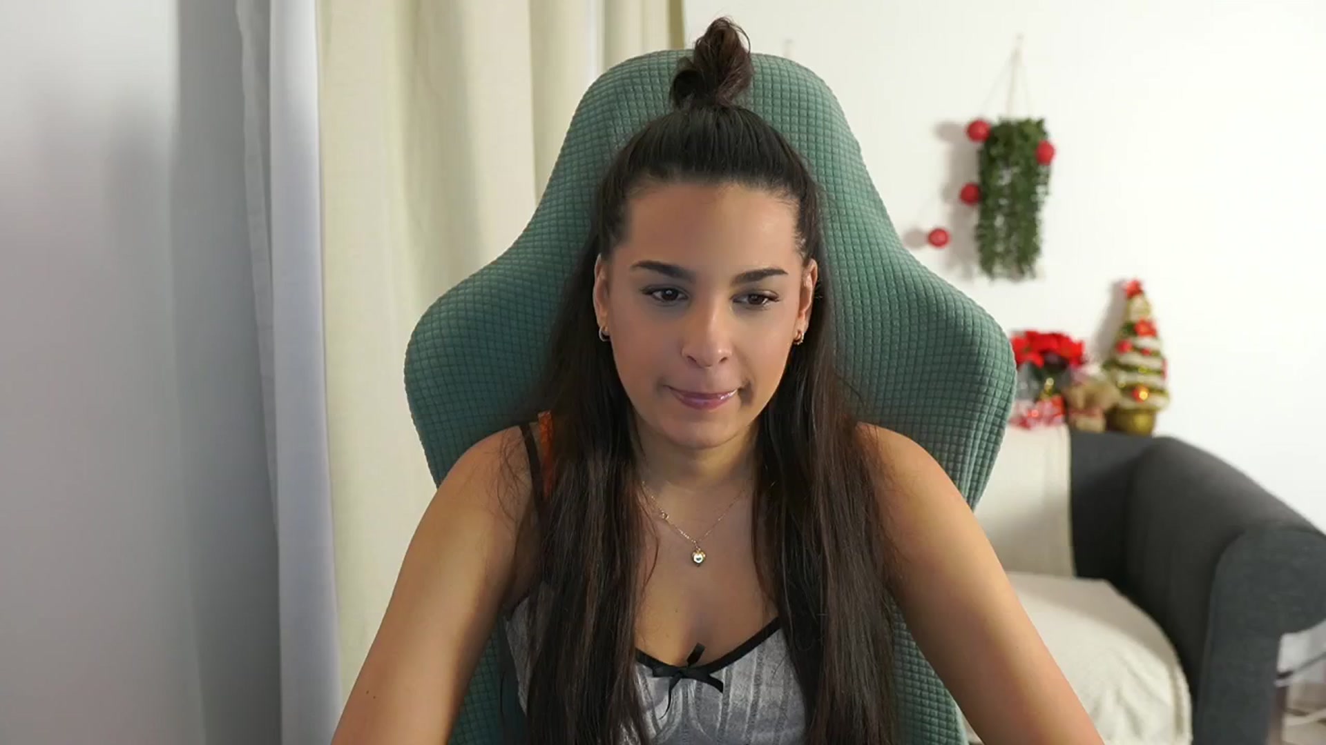 Gallery image thumbnail from Mila_denver's myfreecams stream on, 12/19/2024, 09:50 image 8 of 20