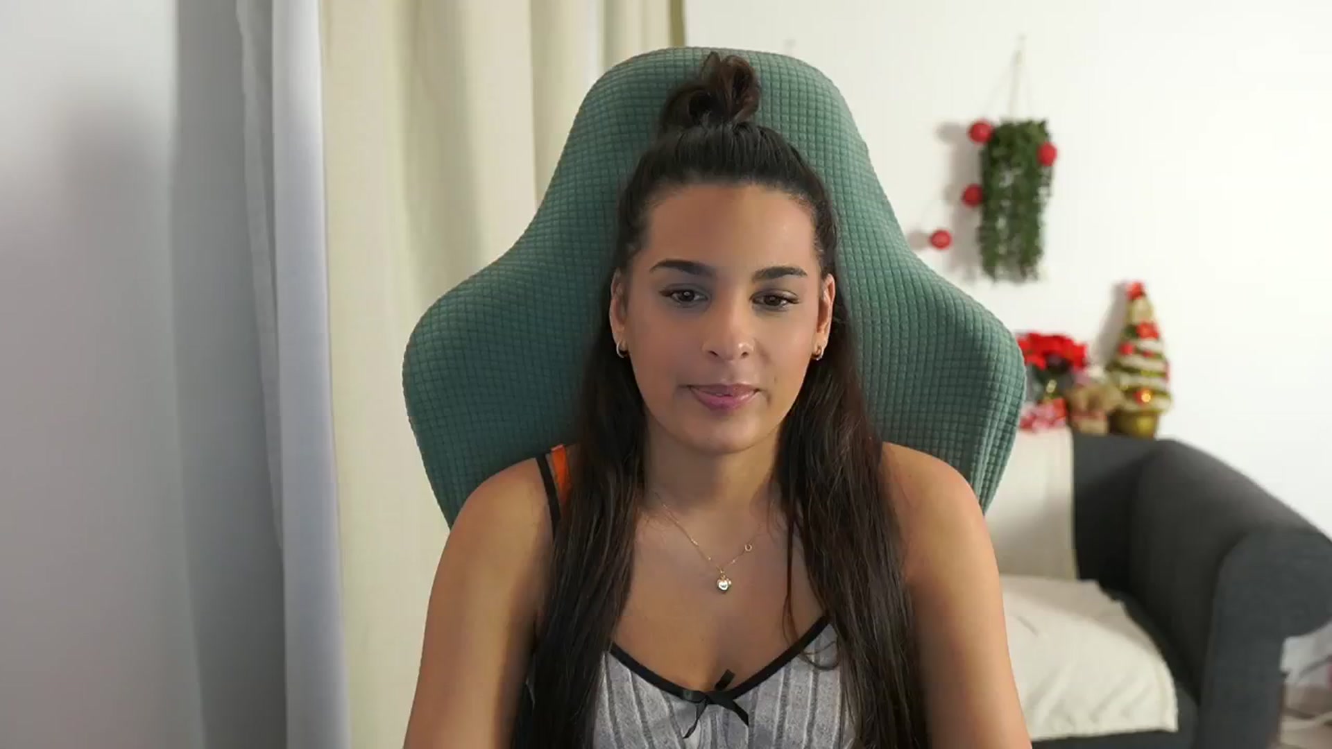 Gallery image thumbnail from Mila_denver's myfreecams stream on, 12/19/2024, 13:10 image 9 of 20