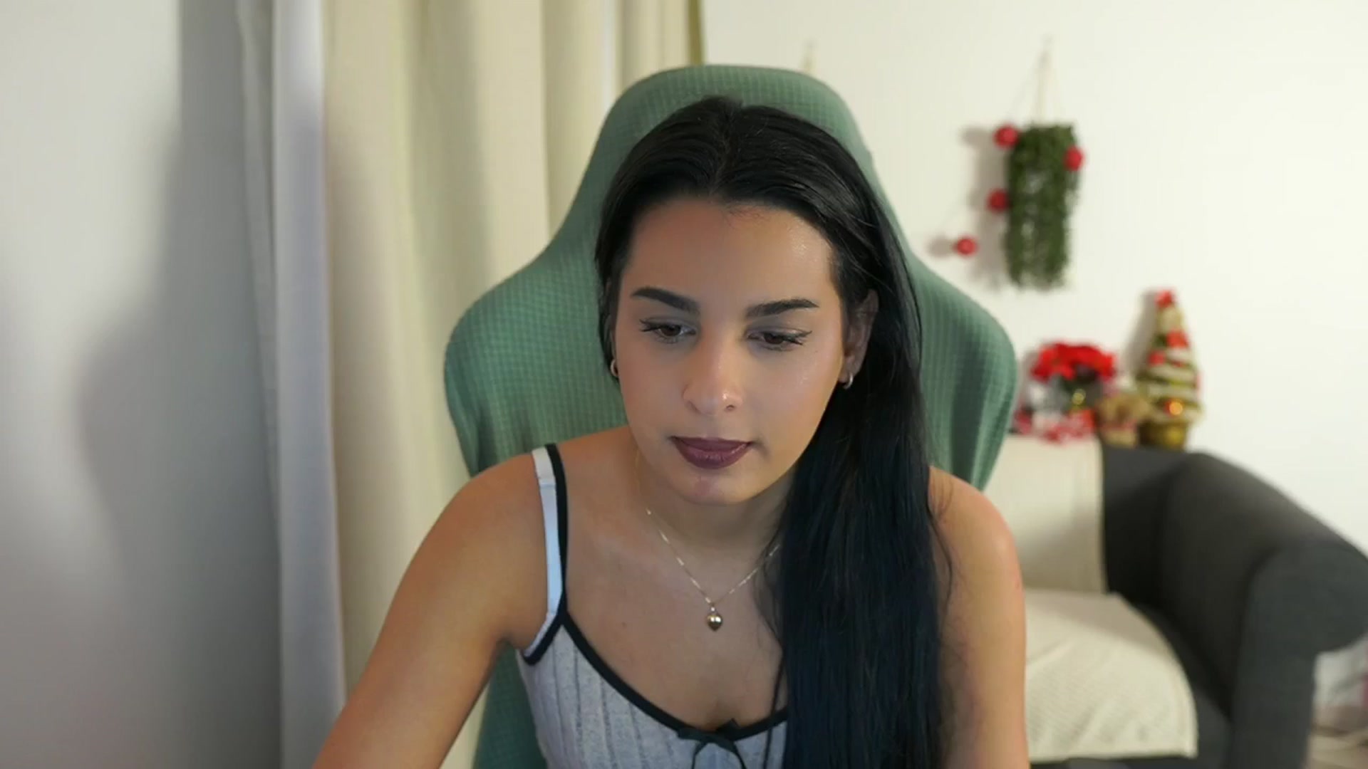 Gallery image thumbnail from Mila_denver's myfreecams stream on, 12/22/2024, 14:27 image 12 of 20