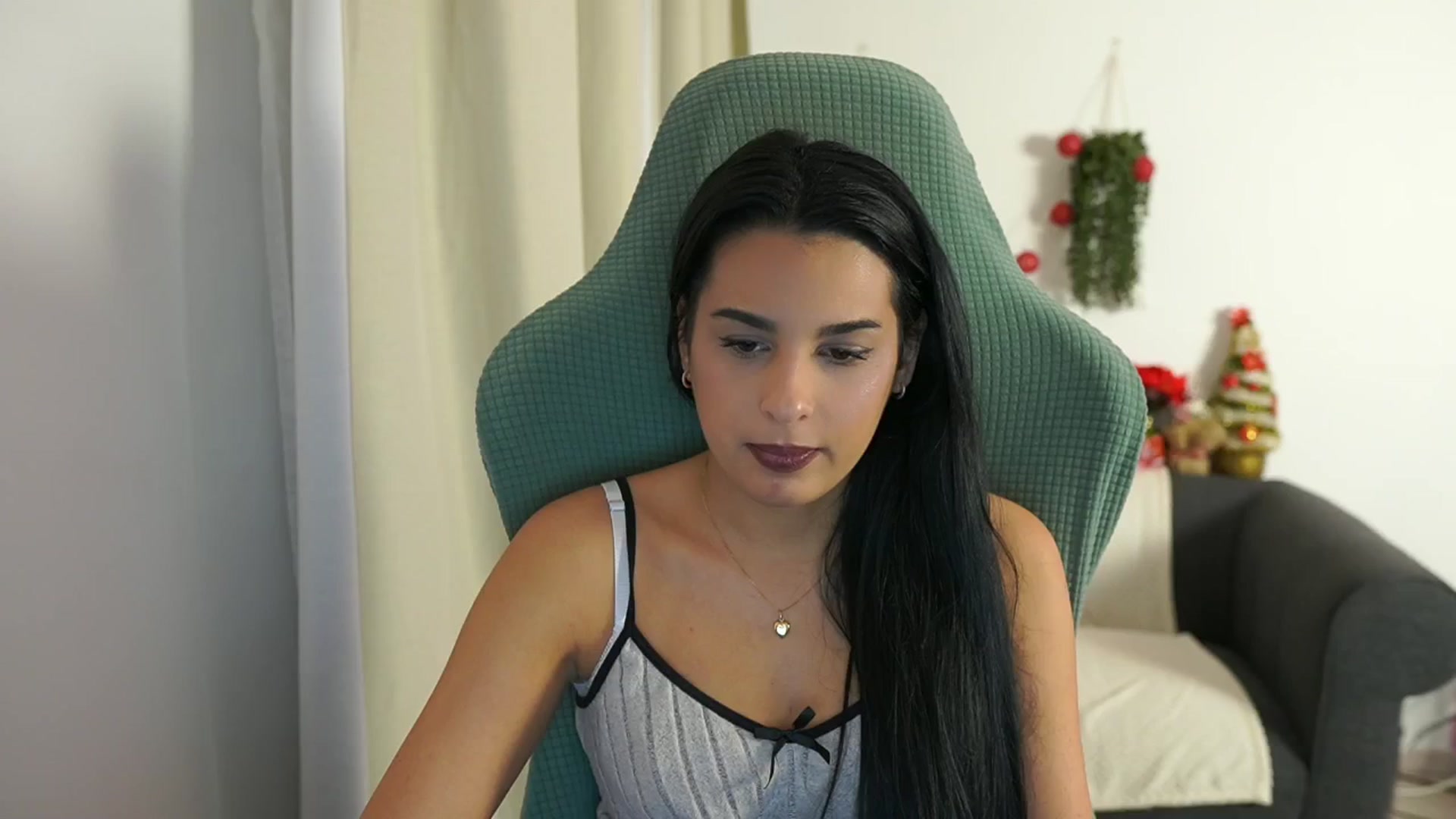 Gallery image thumbnail from Mila_denver's myfreecams stream on, 12/22/2024, 14:27 image 14 of 20