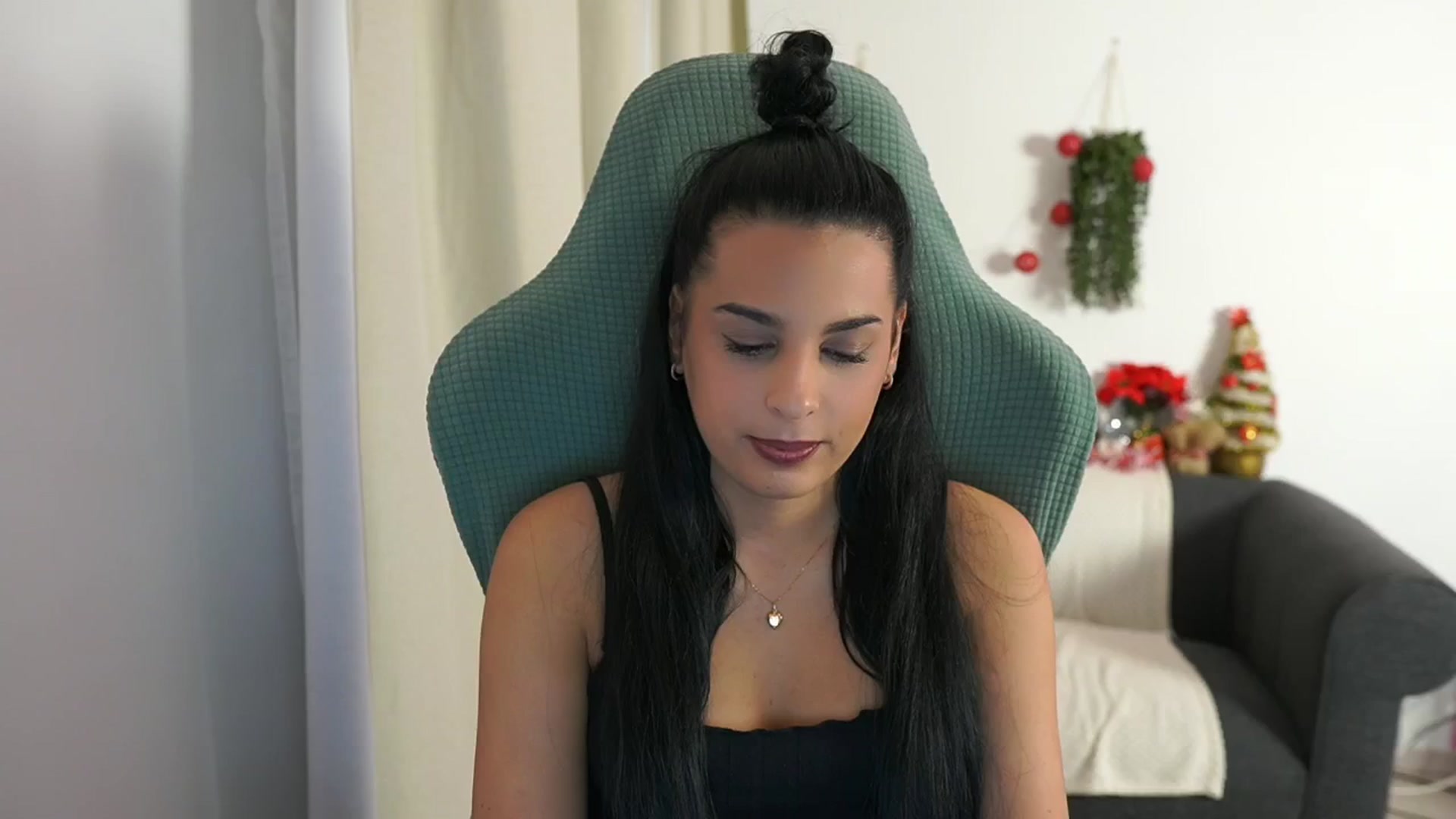 Gallery image thumbnail from Mila_denver's myfreecams stream on, 12/23/2024, 11:32 image 8 of 20