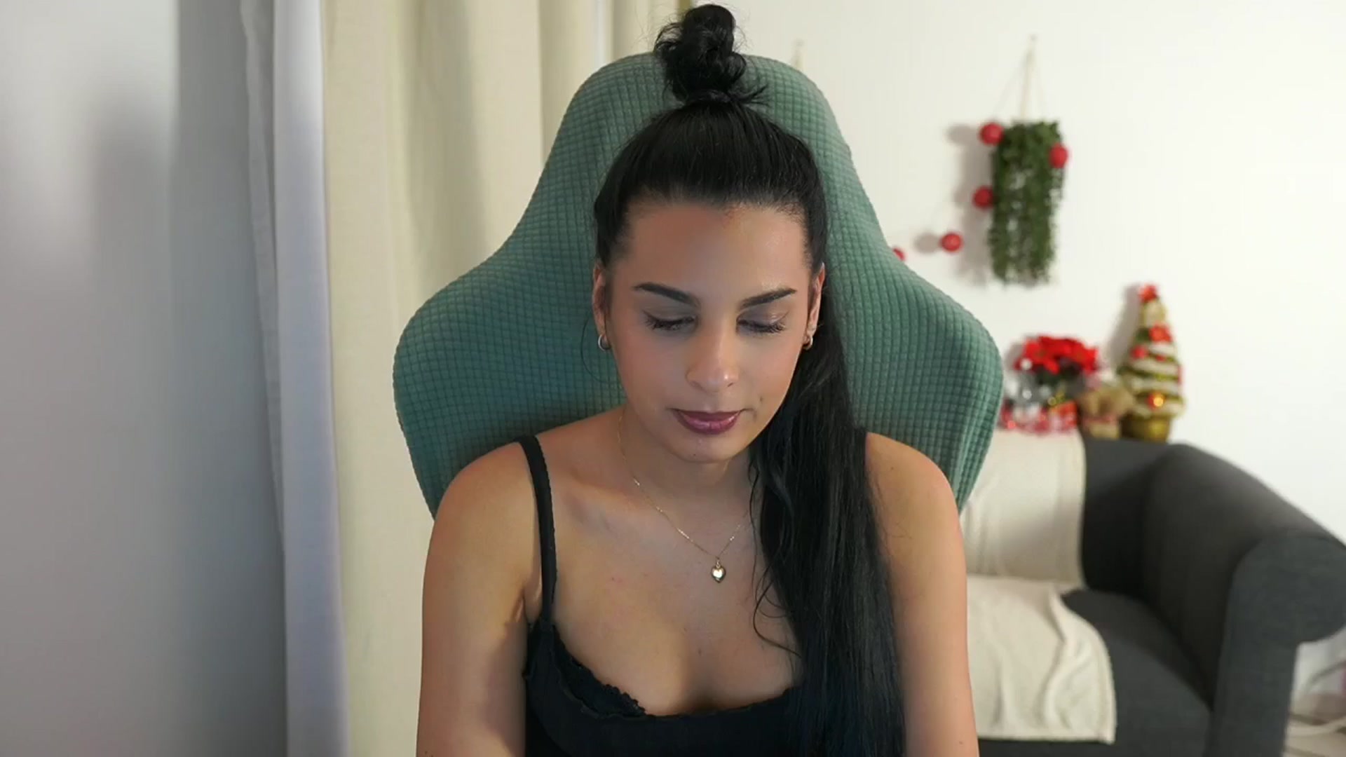 Gallery image thumbnail from Mila_denver's myfreecams stream on, 12/23/2024, 12:56 image 11 of 20