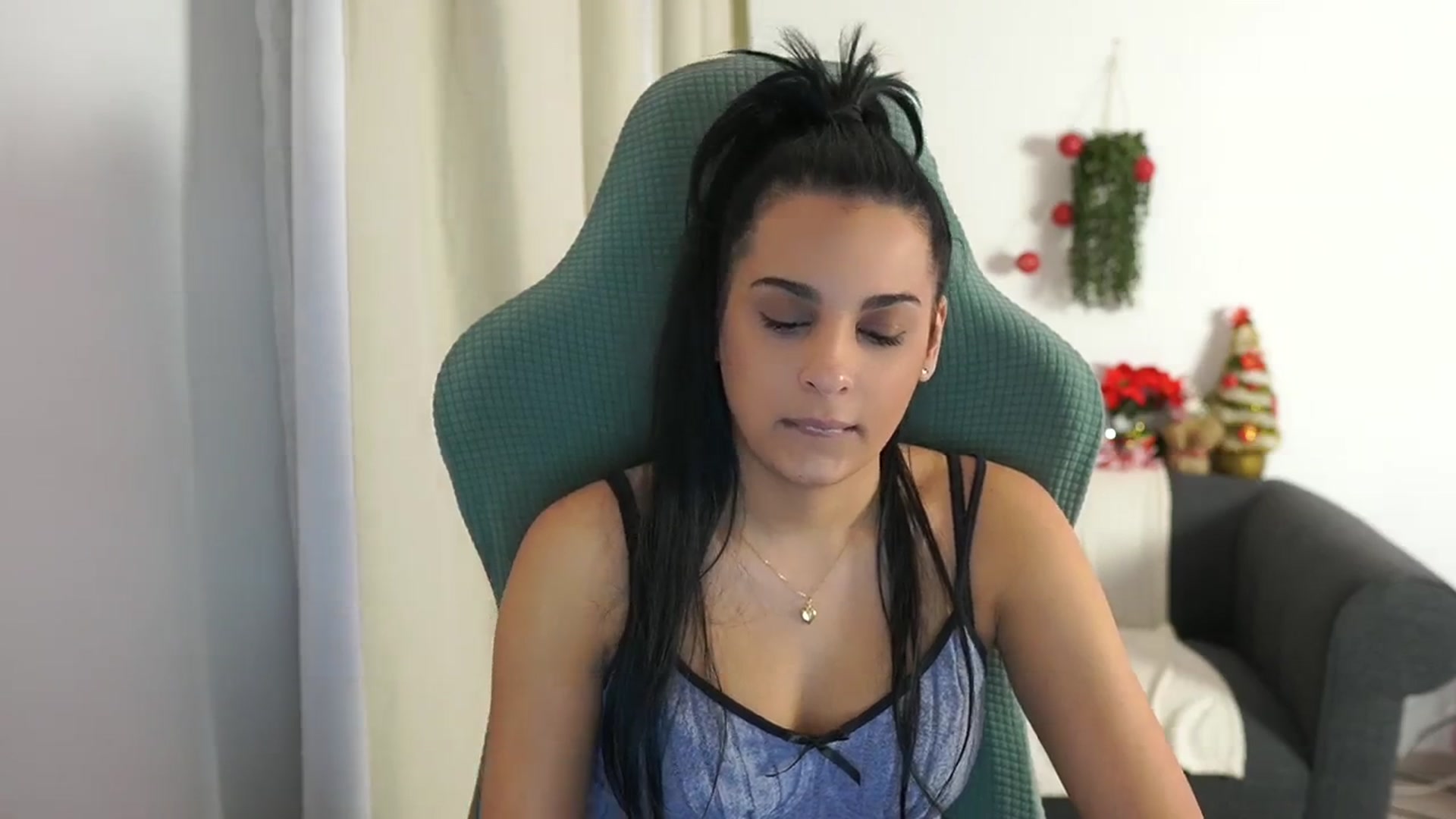Gallery image thumbnail from Mila_denver's myfreecams stream on, 12/28/2024, 10:59 image 15 of 20