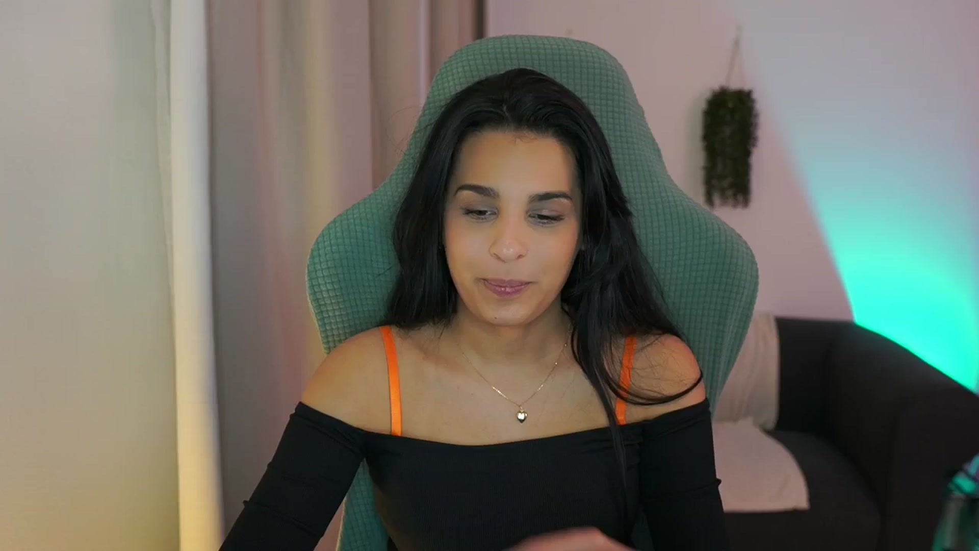 Gallery image thumbnail from Mila_denver's myfreecams stream on, 01/16/2025, 15:47 image 15 of 20