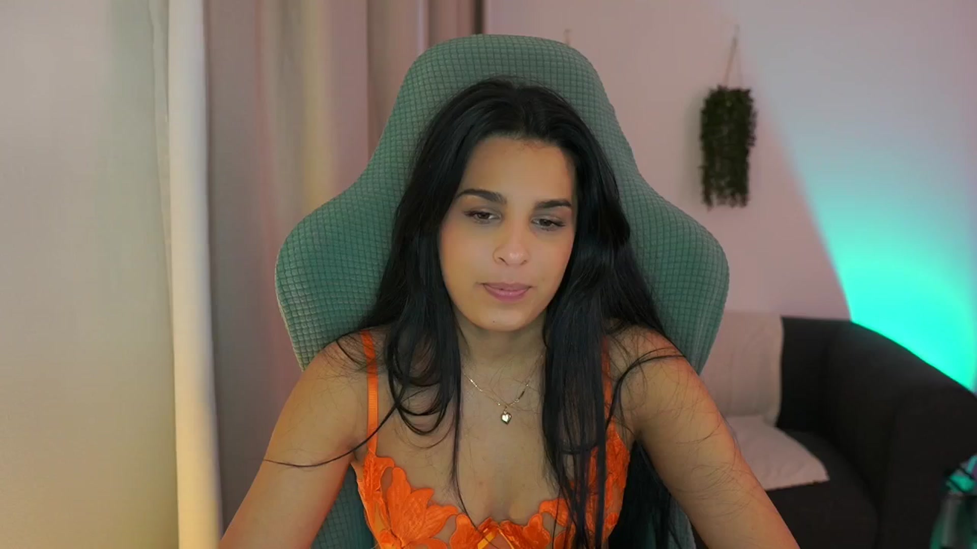 Gallery image thumbnail from Mila_denver's myfreecams stream on, 01/16/2025, 15:47 image 3 of 20