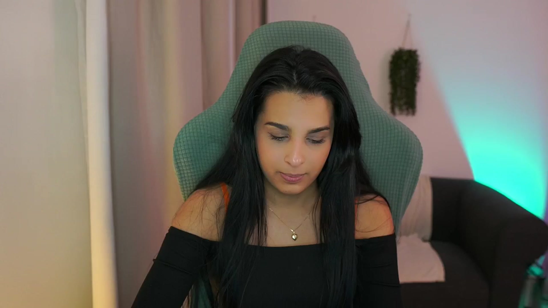 Gallery image thumbnail from Mila_denver's myfreecams stream on, 01/16/2025, 16:31 image 1 of 20