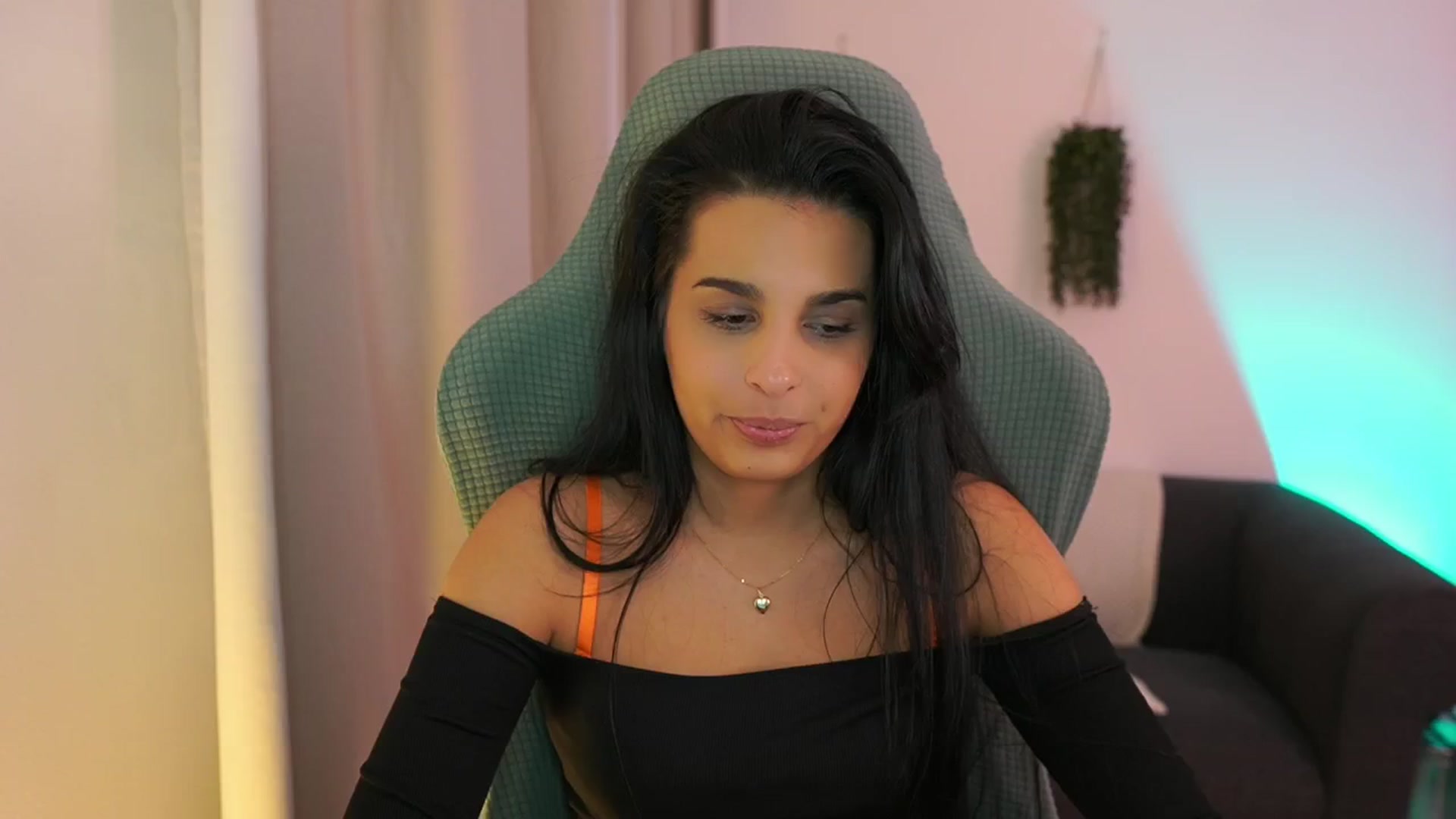 Gallery image thumbnail from Mila_denver's myfreecams stream on, 01/16/2025, 18:37 image 20 of 20