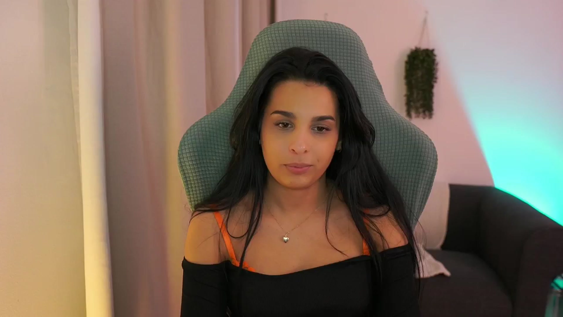 Gallery image thumbnail from Mila_denver's myfreecams stream on, 01/16/2025, 19:07 image 7 of 20