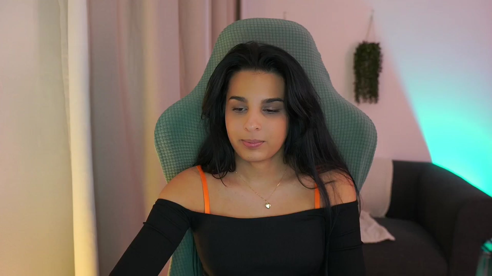 Gallery image thumbnail from Mila_denver's myfreecams stream on, 01/16/2025, 19:07 image 20 of 20