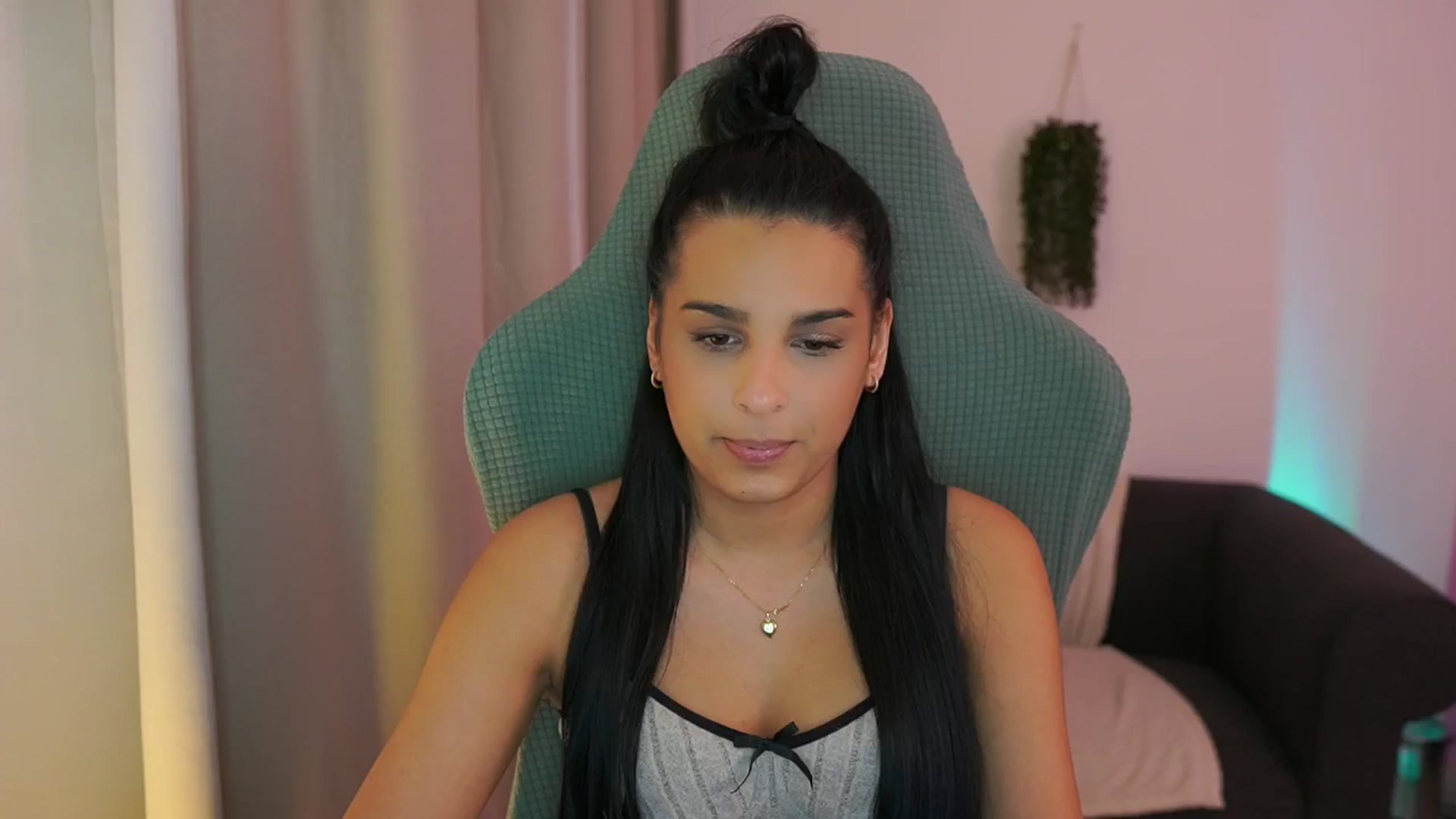 Gallery image thumbnail from Mila_denver's myfreecams stream on, 01/17/2025, 17:21 image 5 of 20