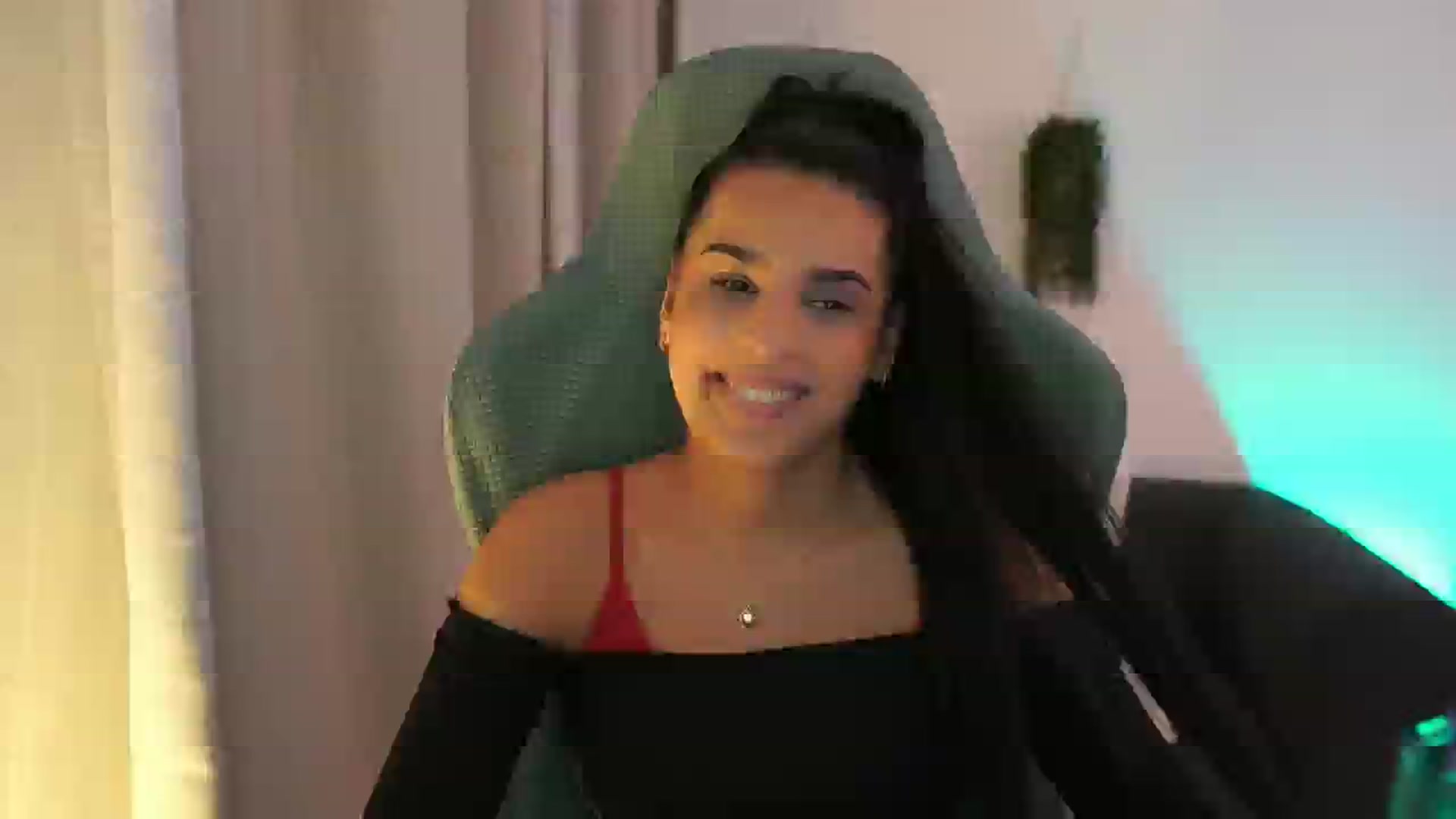 Gallery image thumbnail from Mila_denver's myfreecams stream on, 01/19/2025, 16:10 image 16 of 20