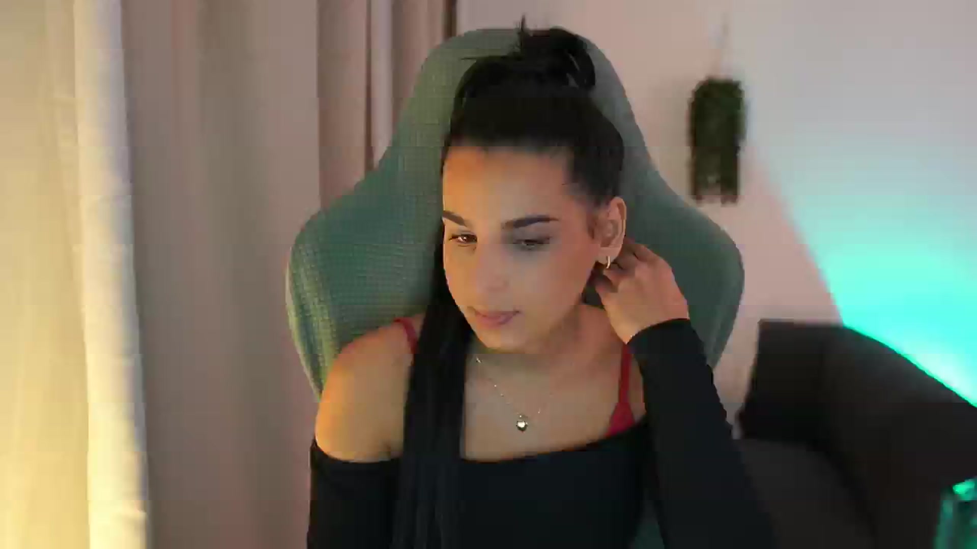 Gallery image thumbnail from Mila_denver's myfreecams stream on, 01/19/2025, 19:08 image 5 of 20