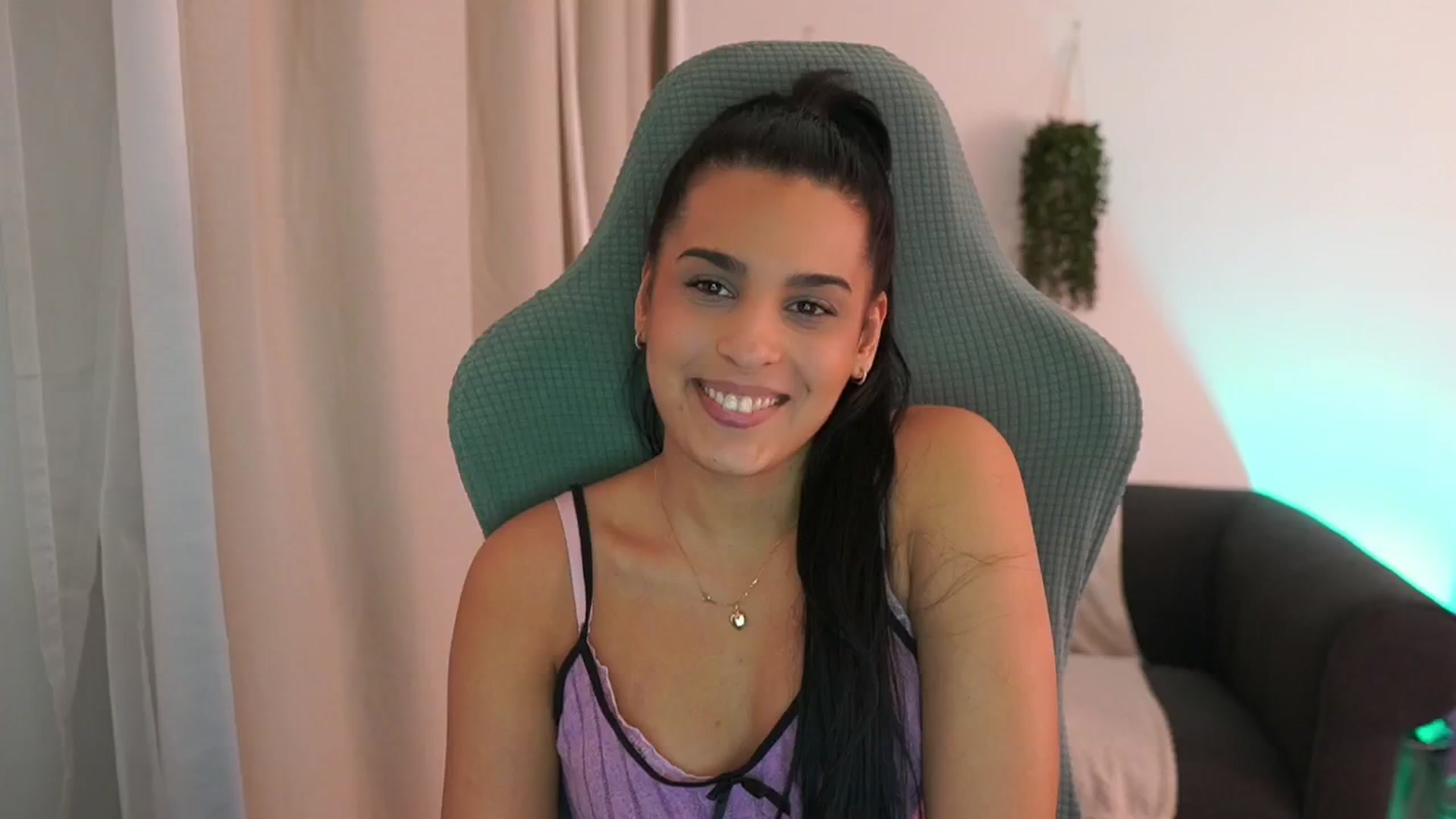 Gallery image thumbnail from Mila_denver's myfreecams stream on, 01/20/2025, 19:09 image 6 of 20