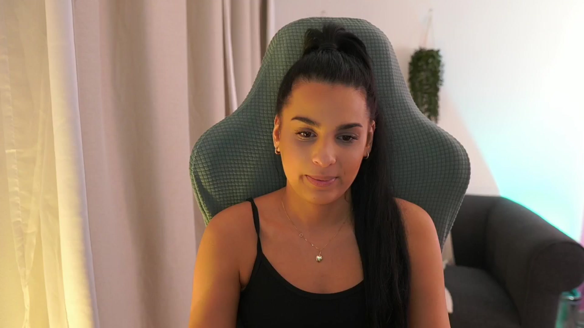 Gallery image thumbnail from Mila_denver's myfreecams stream on, 01/22/2025, 20:54 image 12 of 20