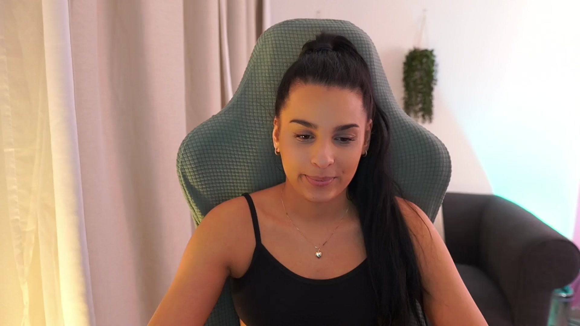 Gallery image thumbnail from Mila_denver's myfreecams stream on, 01/23/2025, 24:05 image 10 of 20