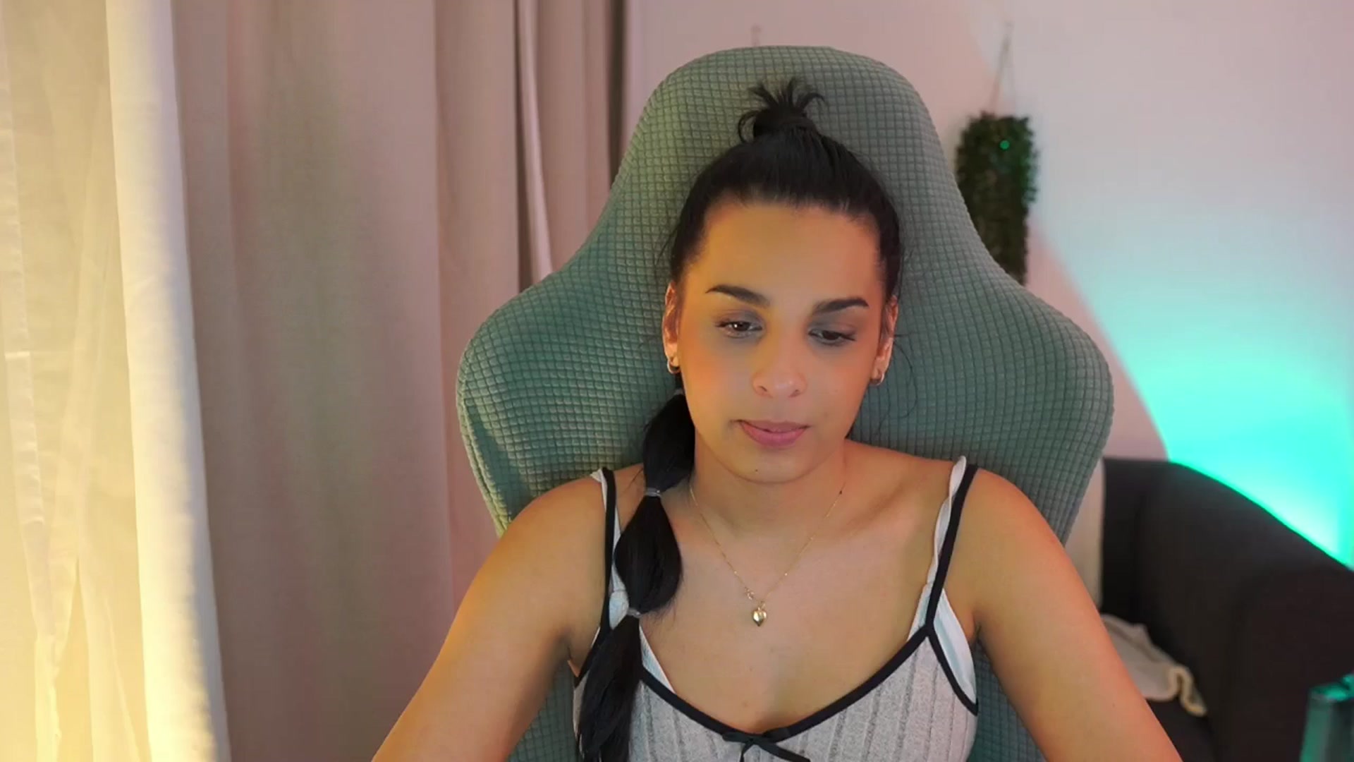 Gallery image thumbnail from Mila_denver's myfreecams stream on, 01/23/2025, 21:25 image 8 of 20