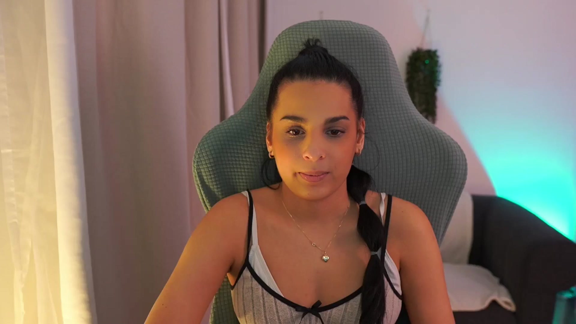 Gallery image thumbnail from Mila_denver's myfreecams stream on, 01/23/2025, 21:25 image 4 of 20
