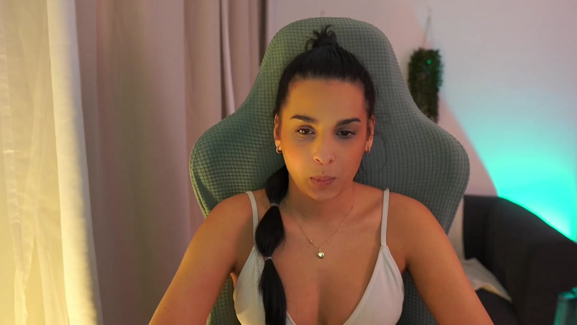 Gallery image thumbnail from Mila_denver's myfreecams stream on, 01/23/2025, 22:57 image 10 of 20