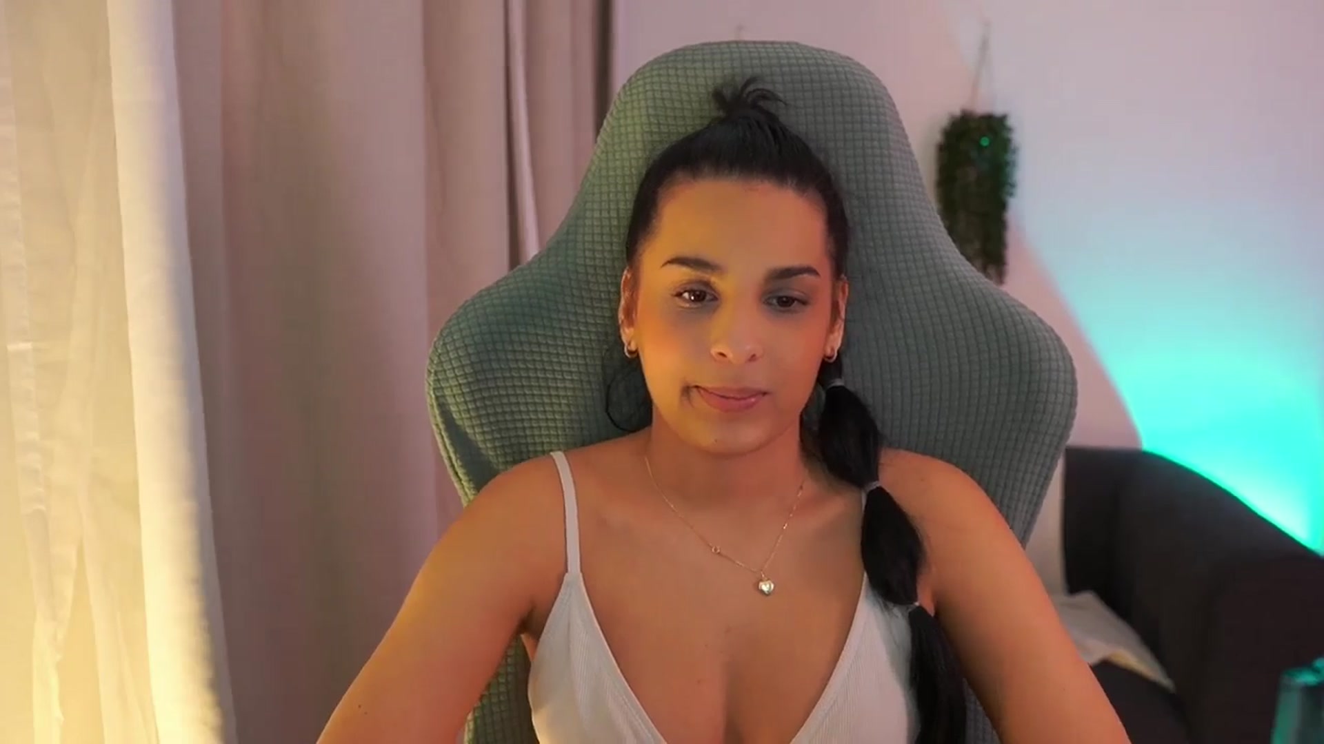 Gallery image thumbnail from Mila_denver's myfreecams stream on, 01/23/2025, 22:57 image 8 of 20
