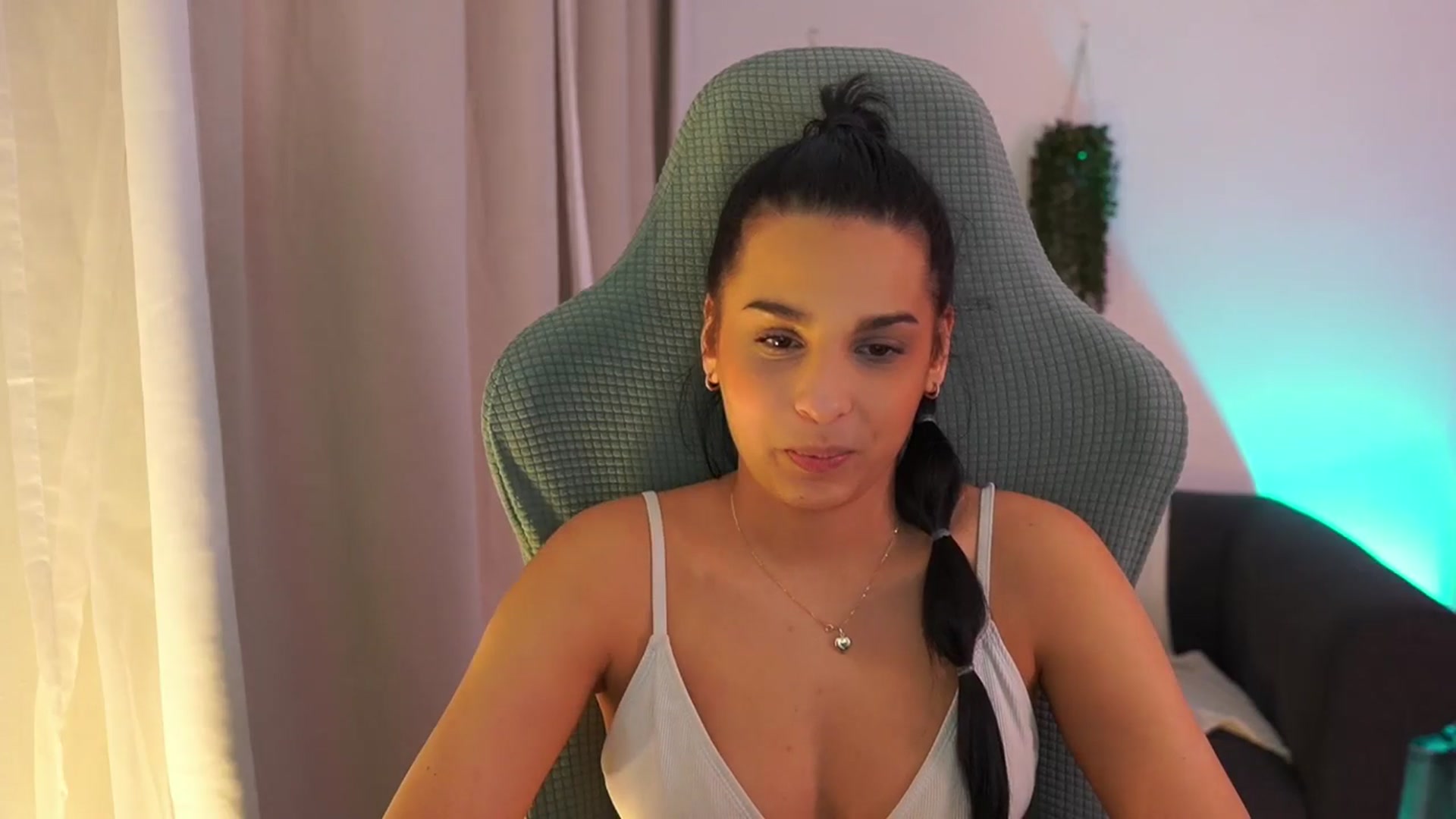 Gallery image thumbnail from Mila_denver's myfreecams stream on, 01/23/2025, 22:57 image 4 of 20