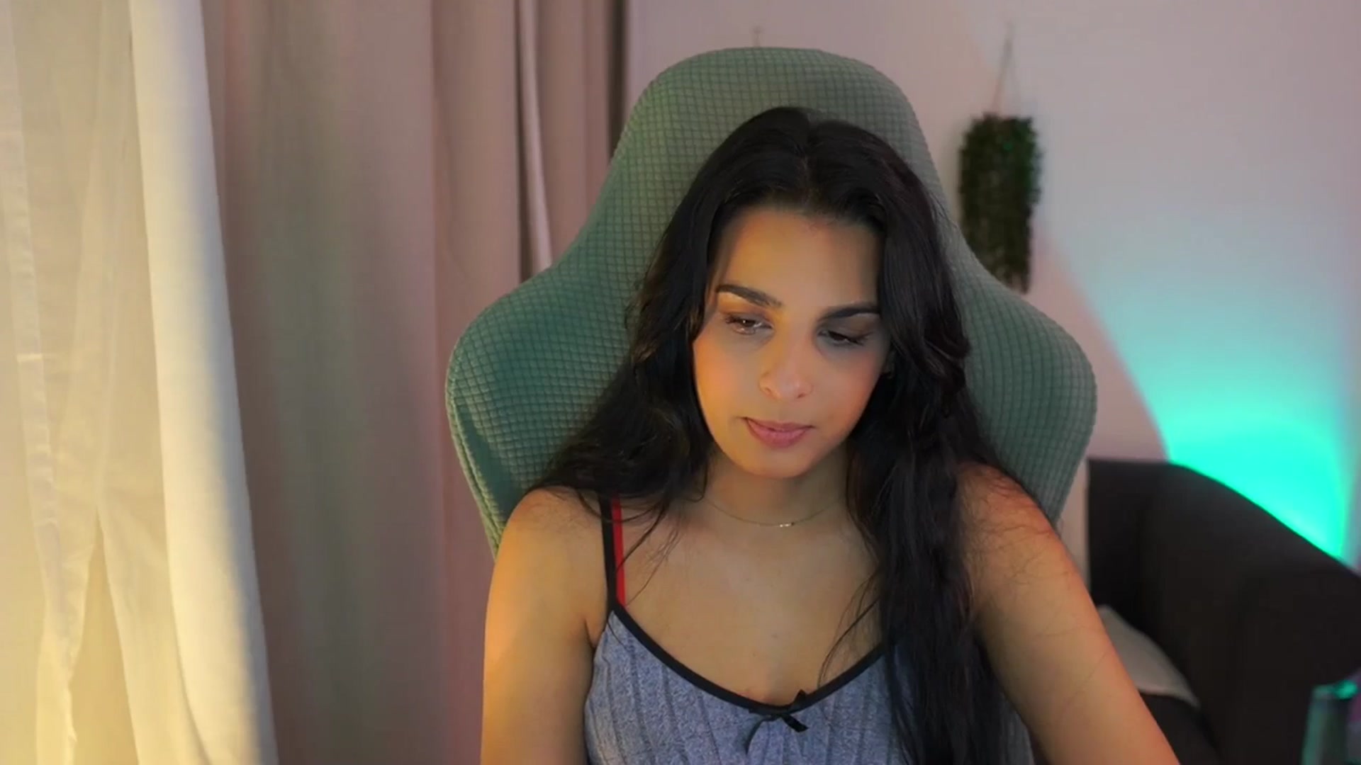 Gallery image thumbnail from Mila_denver's myfreecams stream on, 01/24/2025, 18:49 image 14 of 20