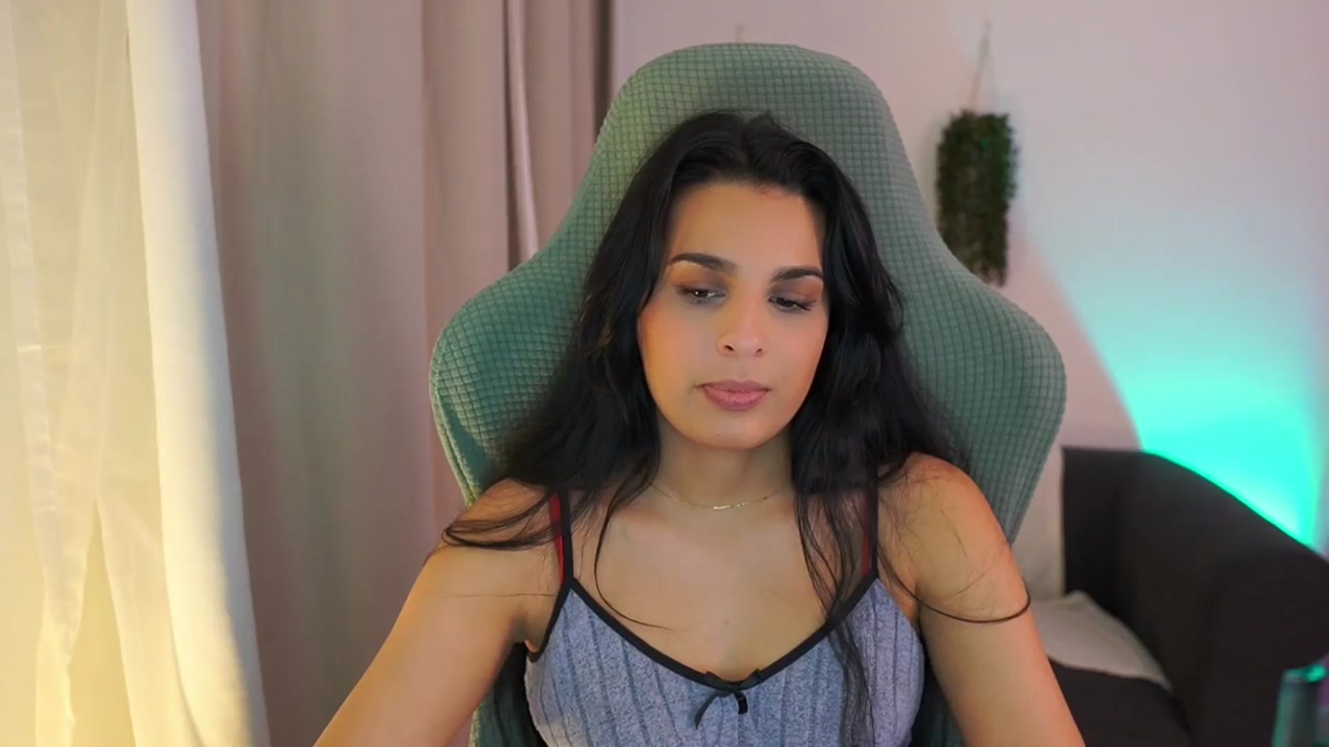 Gallery image thumbnail from Mila_denver's myfreecams stream on, 01/24/2025, 20:38 image 6 of 20