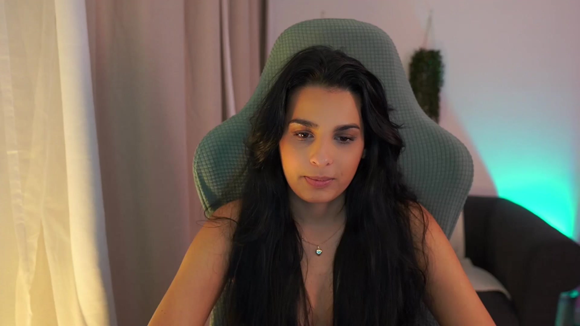 Gallery image thumbnail from Mila_denver's myfreecams stream on, 01/24/2025, 20:38 image 13 of 20