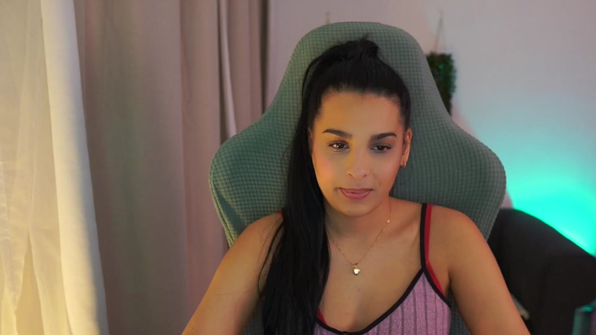 Gallery image thumbnail from Mila_denver's myfreecams stream on, 01/26/2025, 16:37 image 18 of 20
