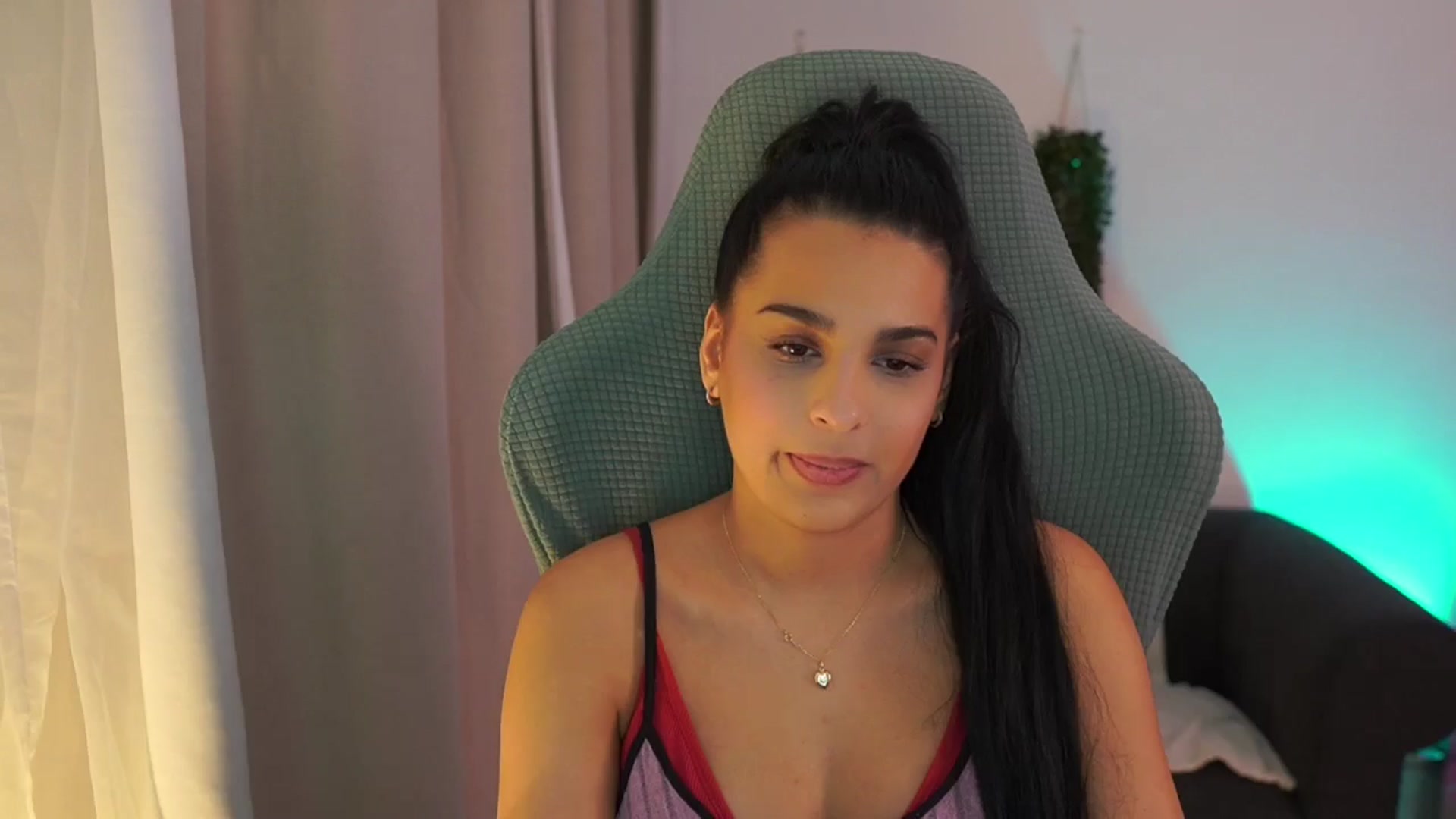 Gallery image thumbnail from Mila_denver's myfreecams stream on, 01/26/2025, 16:37 image 12 of 20
