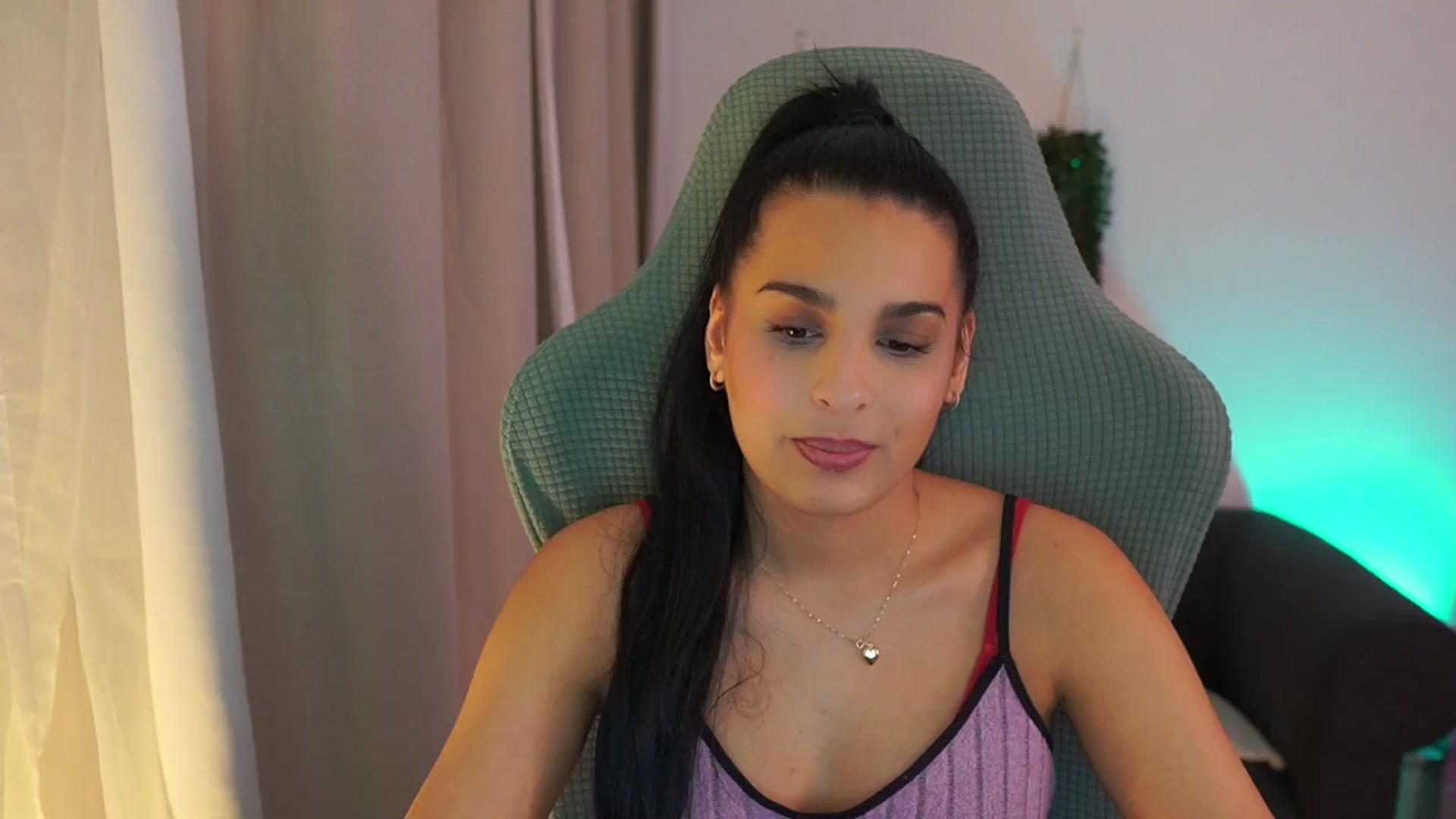 Gallery image thumbnail from Mila_denver's myfreecams stream on, 01/26/2025, 17:35 image 8 of 20