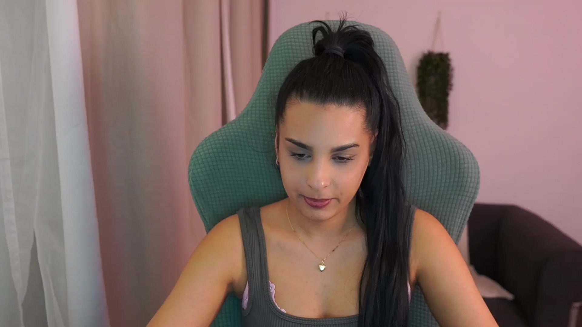 Gallery image thumbnail from Mila_denver's myfreecams stream on, 01/27/2025, 17:21 image 17 of 20