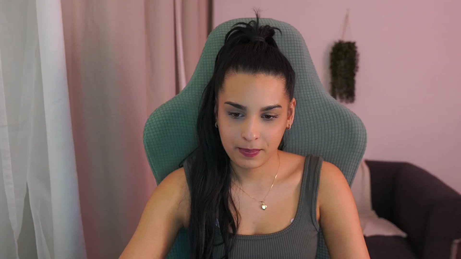 Gallery image thumbnail from Mila_denver's myfreecams stream on, 01/27/2025, 17:21 image 7 of 20