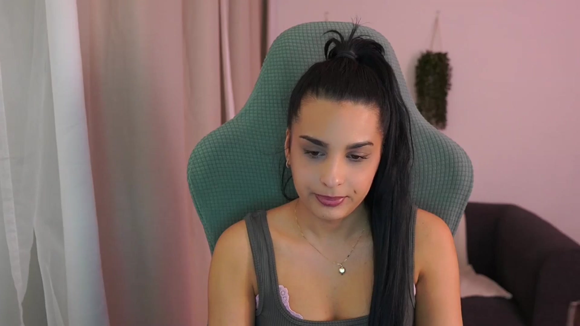 Gallery image thumbnail from Mila_denver's myfreecams stream on, 01/27/2025, 17:21 image 15 of 20