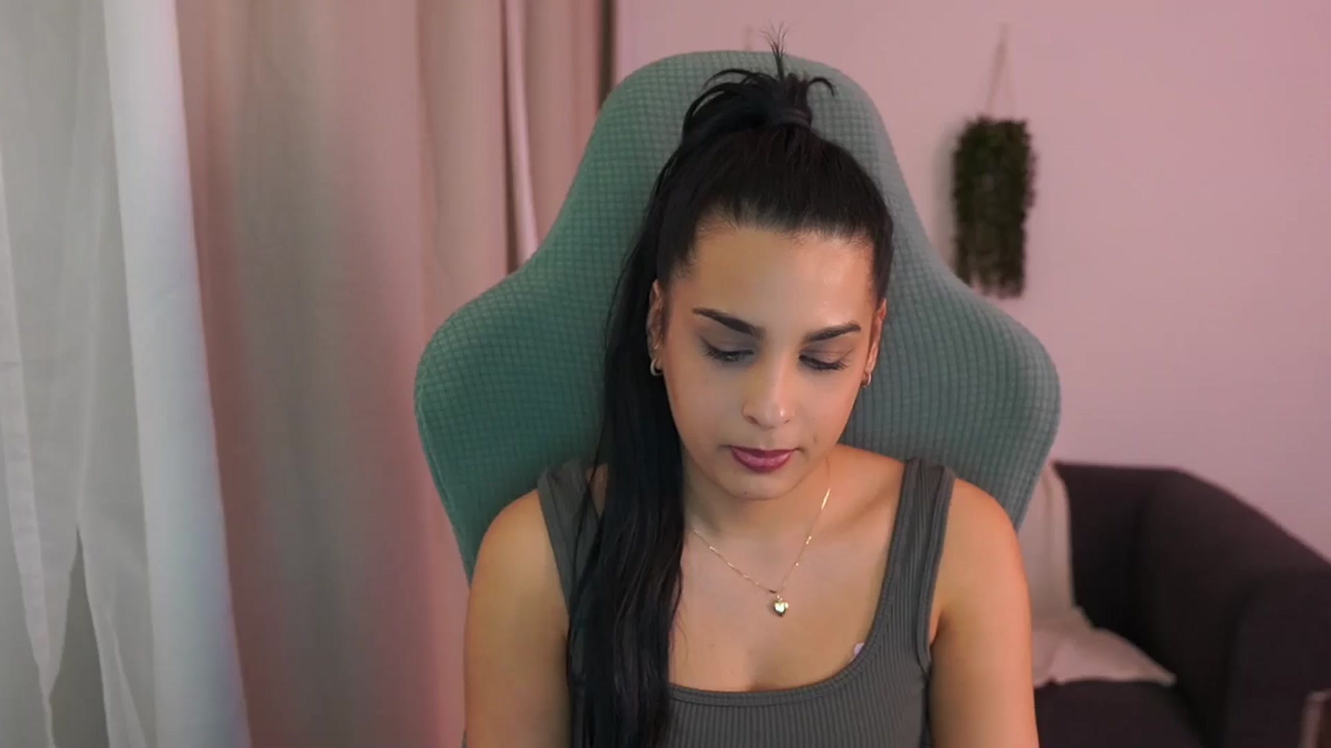 Gallery image thumbnail from Mila_denver's myfreecams stream on, 01/27/2025, 17:21 image 8 of 20
