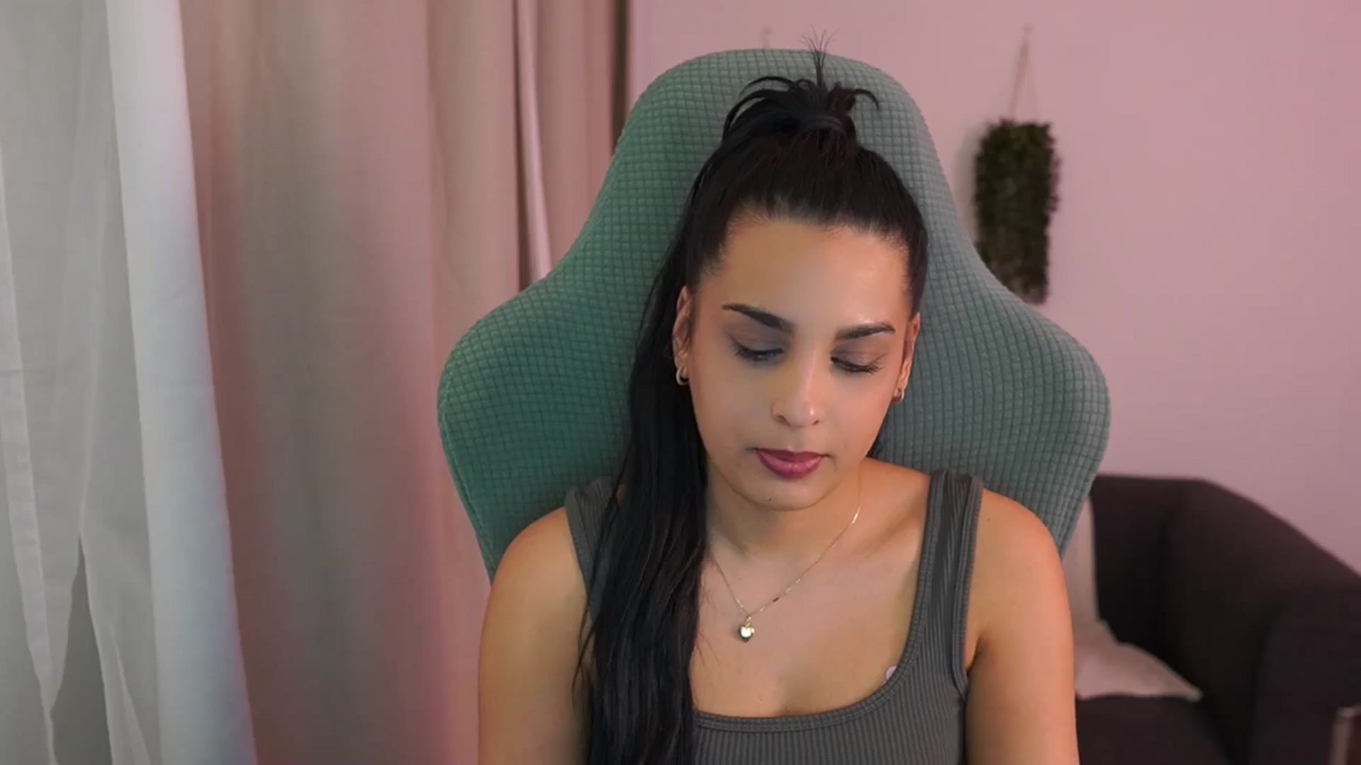 Gallery image thumbnail from Mila_denver's myfreecams stream on, 01/27/2025, 17:21 image 9 of 20