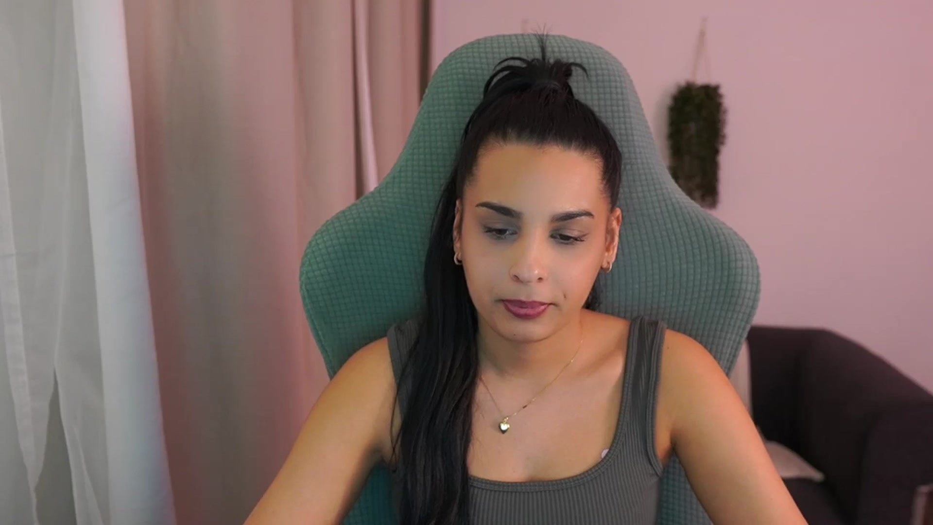 Gallery image thumbnail from Mila_denver's myfreecams stream on, 01/27/2025, 17:21 image 10 of 20