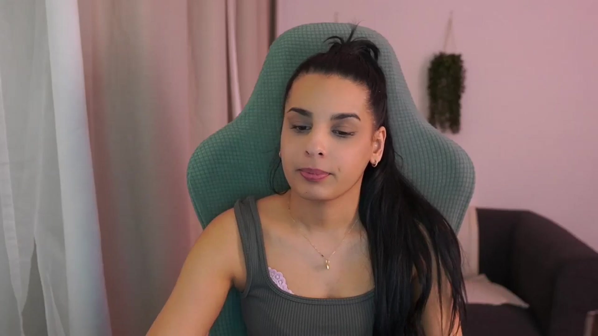 Gallery image thumbnail from Mila_denver's myfreecams stream on, 01/27/2025, 19:14 image 10 of 20